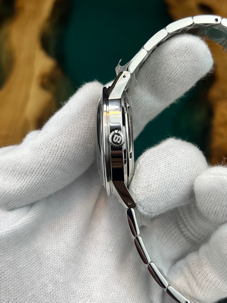 11a8c5fc-7577-4f64-a426-35c6b441c307