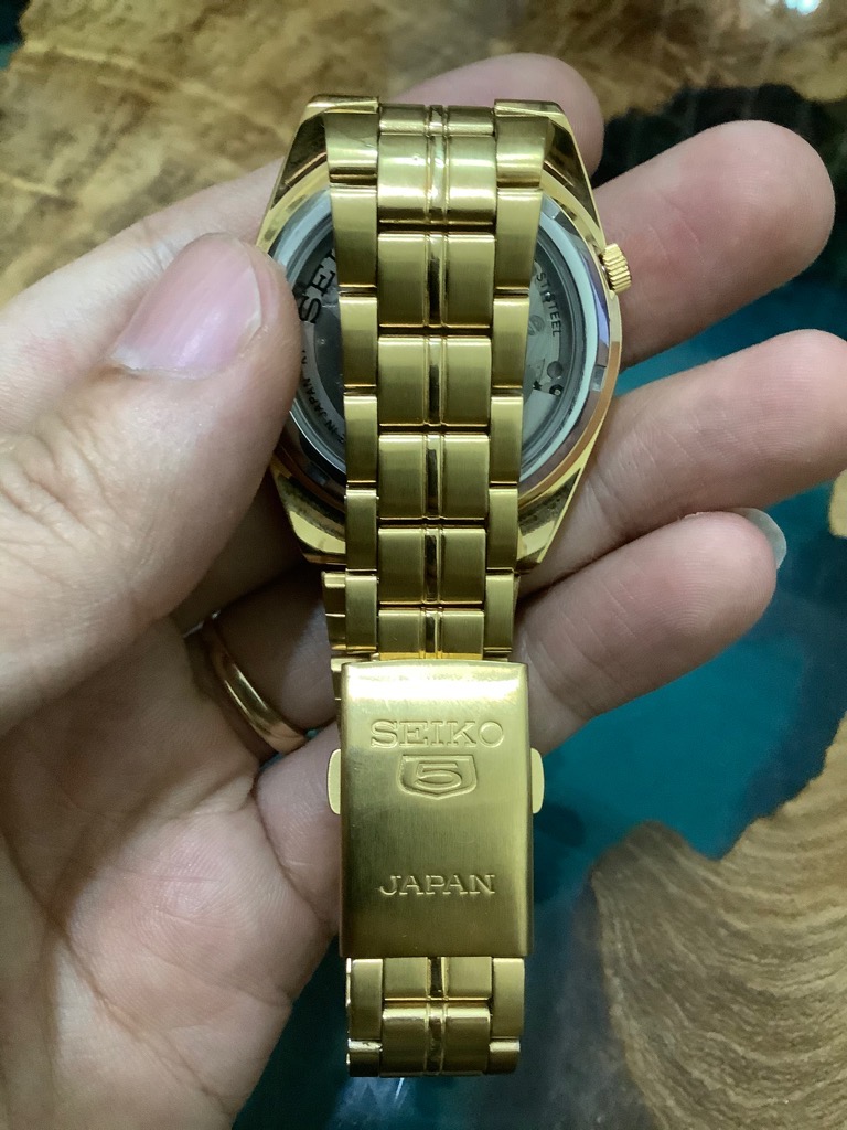 12027e48-9afa-4d5f-9858-94e12832723d