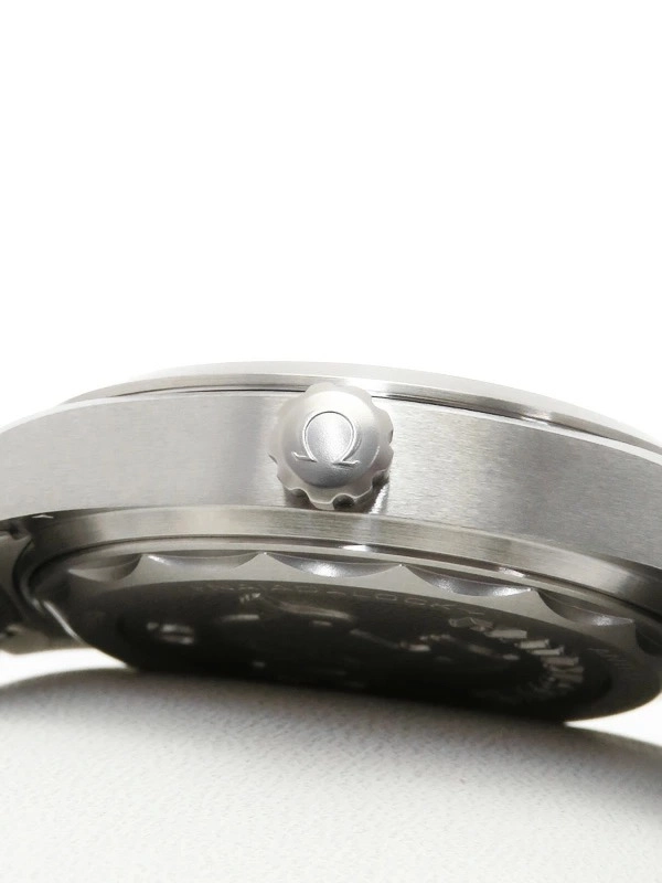 1223165360010-6-11zon