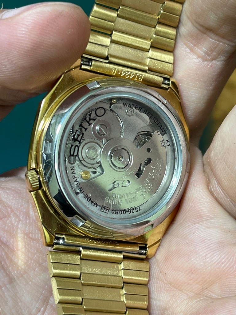 13a05cc1-ecbc-453c-a6bd-afffe5b31612