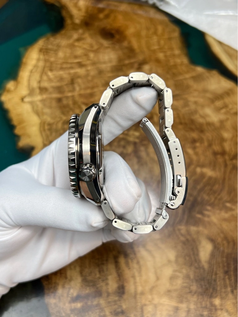 1465b104-429a-450c-9d7b-d9382fded2c3