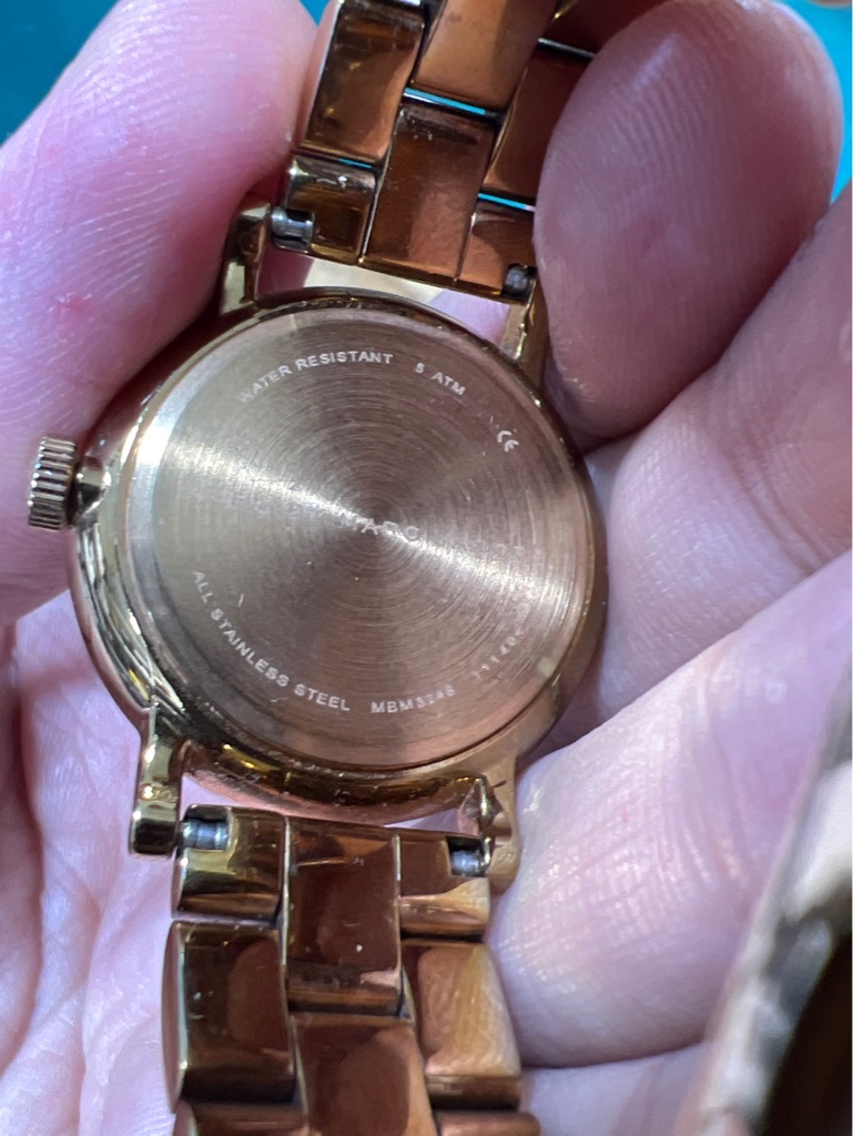 18428065-d06e-4765-80b2-88c5b1a337ae