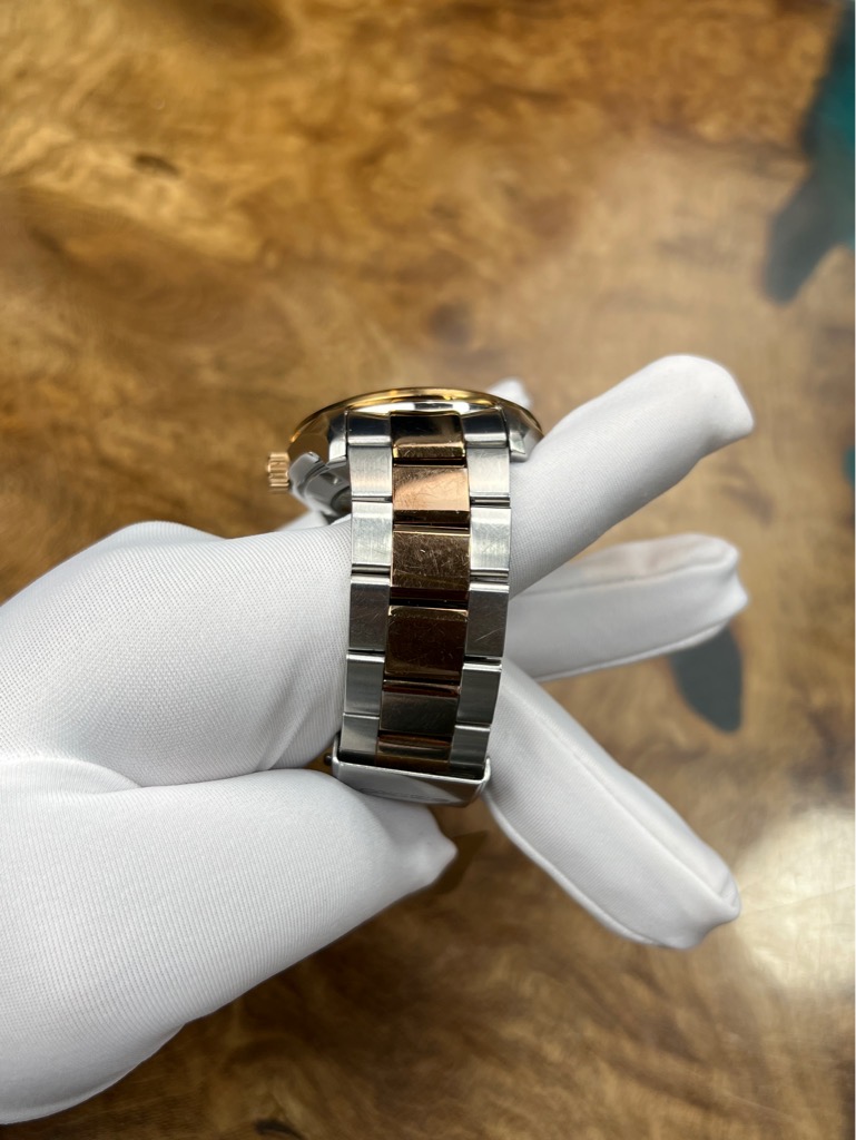 189a56c8-2641-42d0-aa65-9c6bbbdd6a24