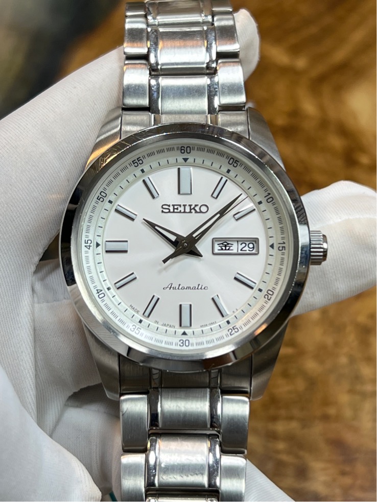 19b460b2-cc38-469b-afd8-fe98a17571c1