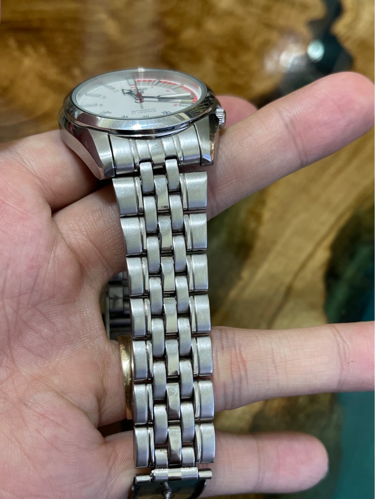 1a1a5897-5298-4104-a01a-67741023d933