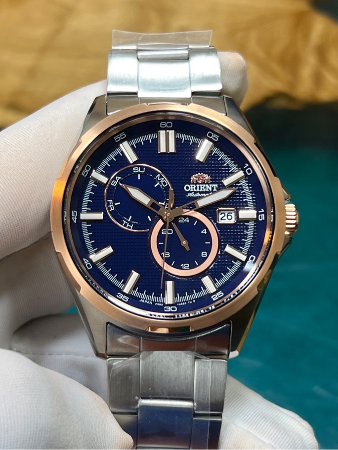 1a8efc18-c665-4ac9-a600-4faeb5086312-8bae20a7-359e-4a66-9739-ed13b9dee929