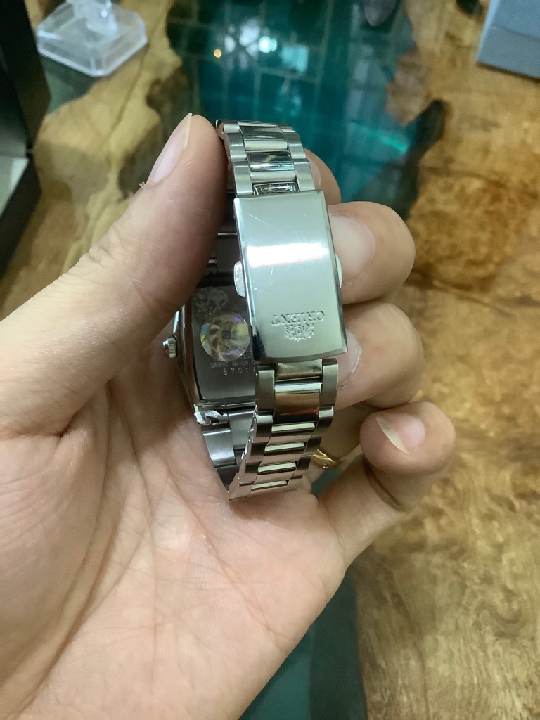 1b2895dd-869b-4734-995e-0bfb0c33b62c