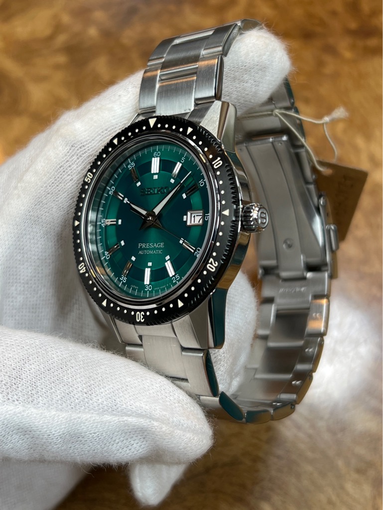 1c192d44-9122-41c9-9024-e8c8b5df4d76-96cff2fb-3fd1-4afe-95e0-37a992d170fe-1fc5dd51-be3c-4778-b5d7-7b98ae62e6bd