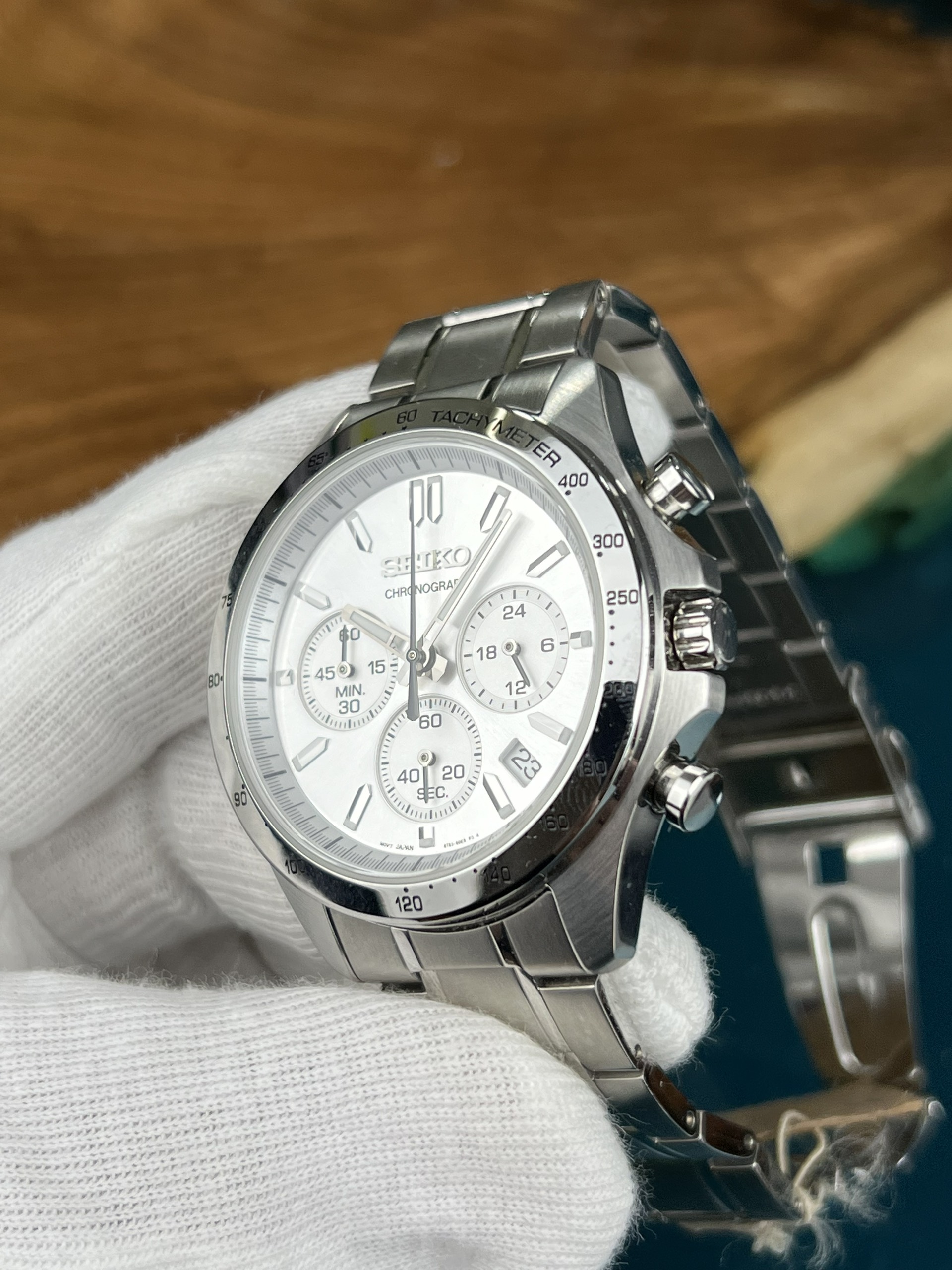 2-1bd07123-1684-47dd-878f-a5da52e15492-df6c21dd-460b-4921-beab-6a4e8ffb0fe7-9c79bfc6-302b-4b05-8624-e963d42a88e8