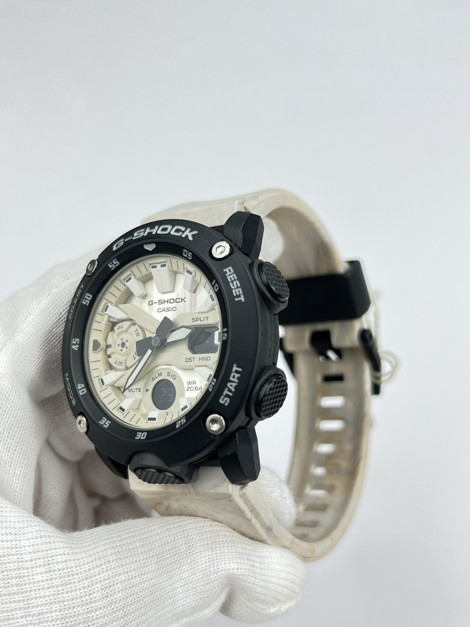 2-2f8d33c7-8f30-4f84-83f8-d15dab4ef0de