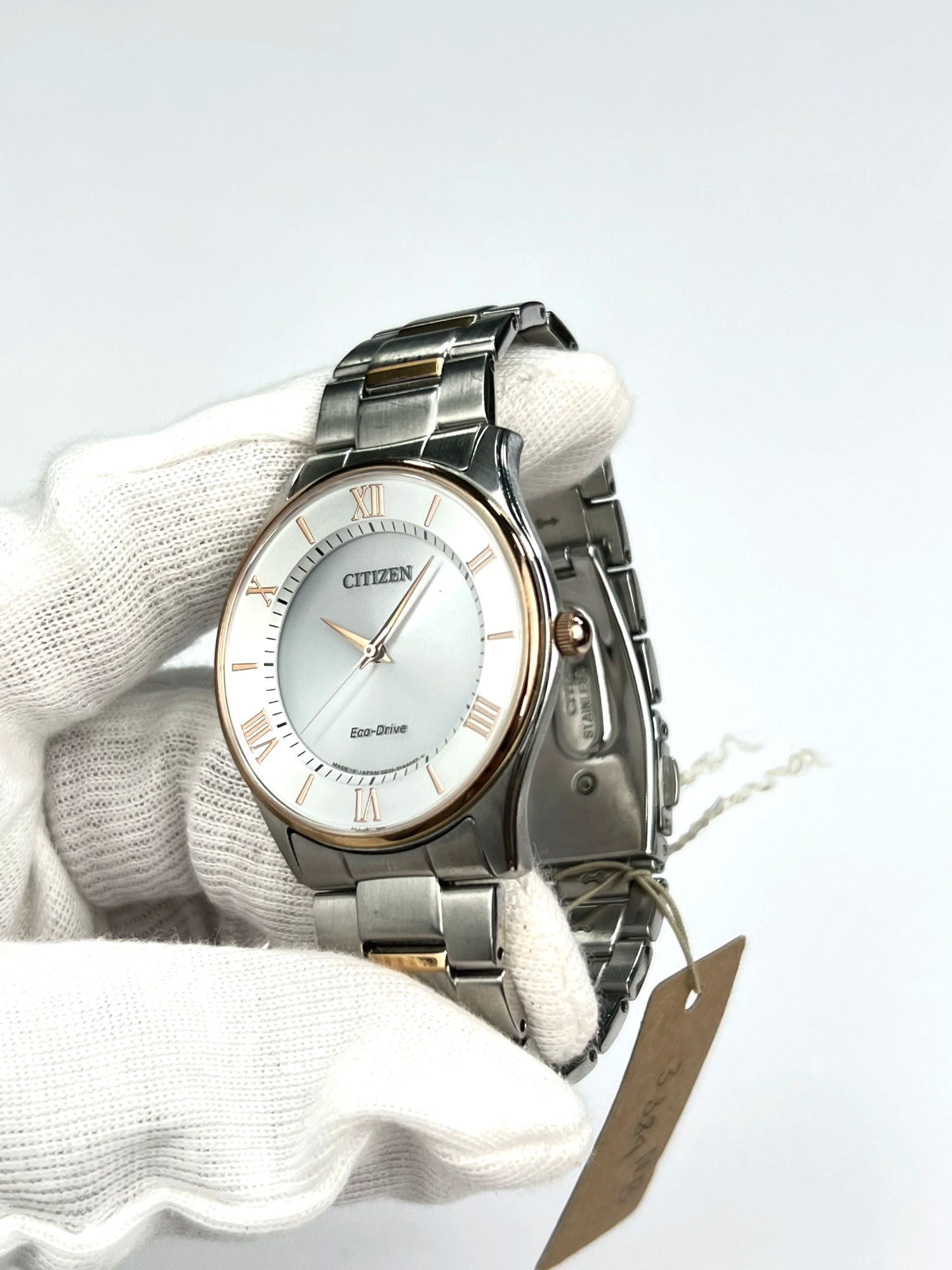 2-38881914-72c8-4728-bede-29d3a8ba0609