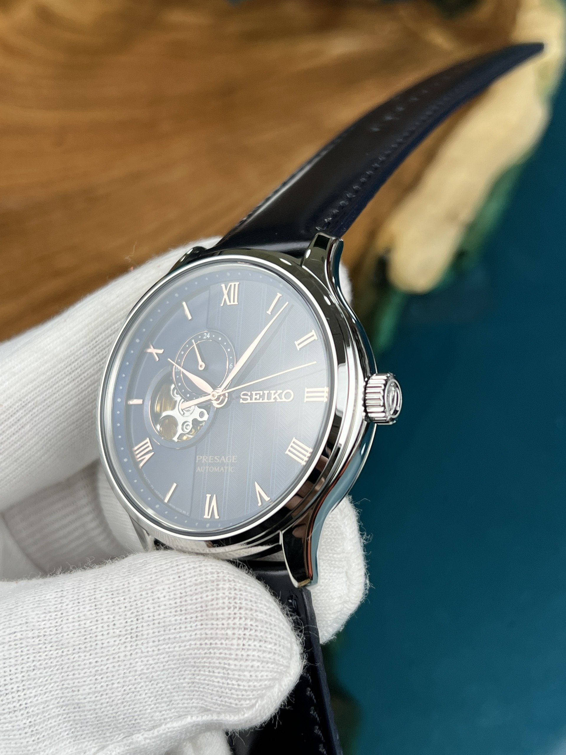 2-3f20dd79-64a7-41f8-a06e-cfee9d5440d3