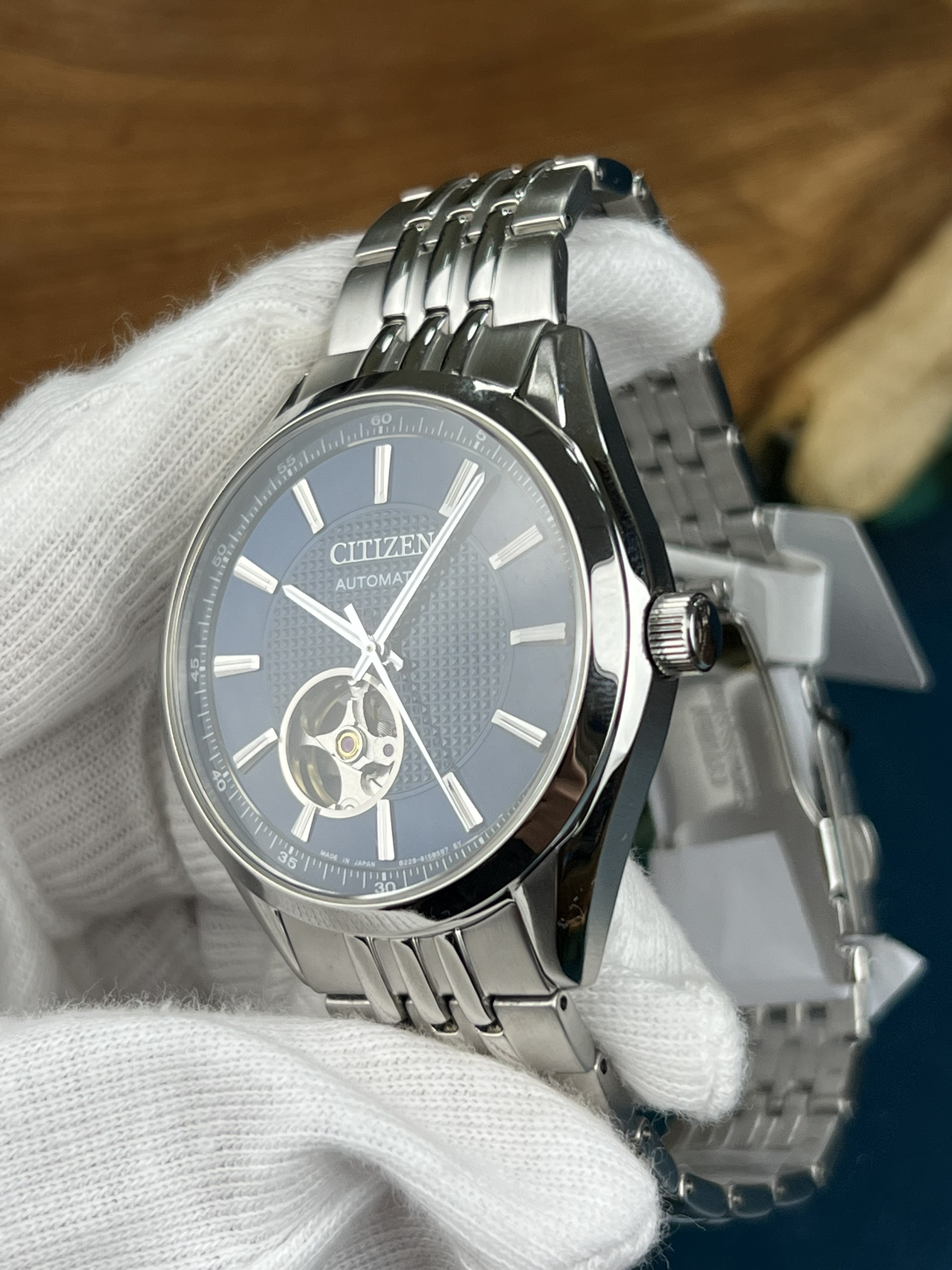 2-687af109-88cd-40d2-bf05-7ffcc3265a7a