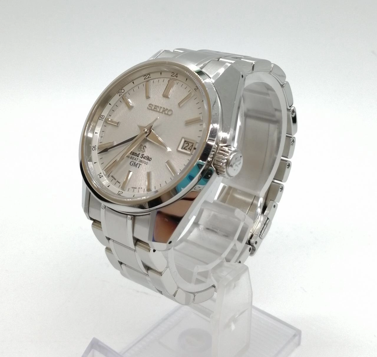 2-6ed7cb97-4f83-4c89-82dc-b971e39f54be