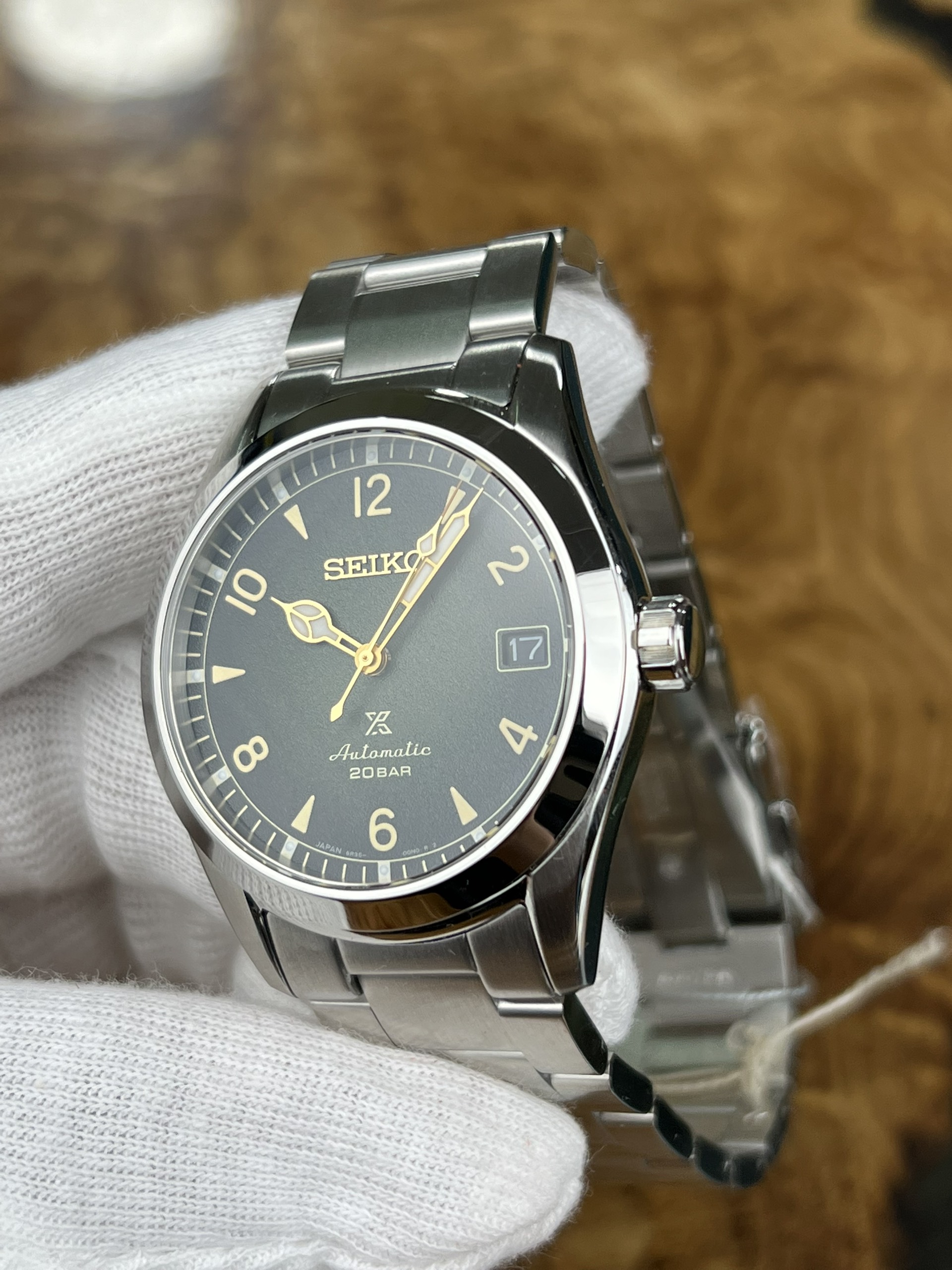 2-73499f3c-dbcf-4948-bd85-0d25821eb9d0