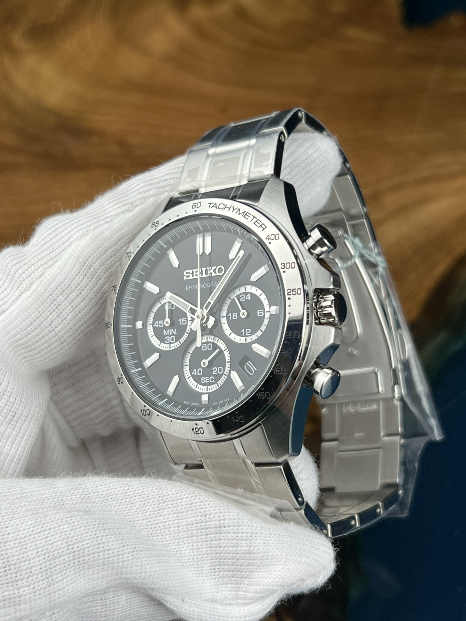 2-bc686c1d-f16f-45c4-8463-d8e2f8109d78