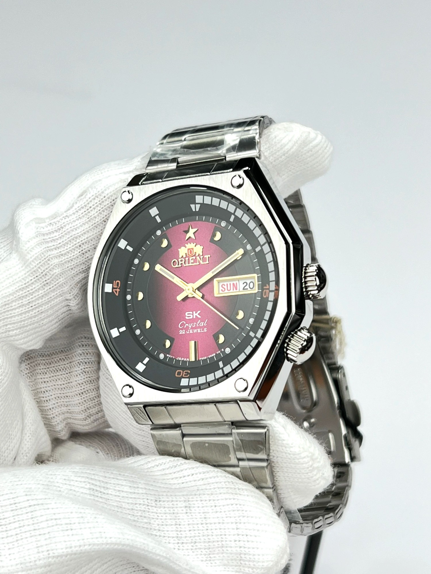 2-d08d61b8-5f66-4467-bdd7-b57cf035e4d1-bf47b4e5-e6a5-4293-b635-d4f6e5f5e055-ea69ef3d-a1ae-4968-a1a6-f6f6283981fa-5846a2ae-6939-4e2c-ac29-d1f7f1a6a5fd-a1a5ba69-7f50-4025-837d-0ccad1d58f86