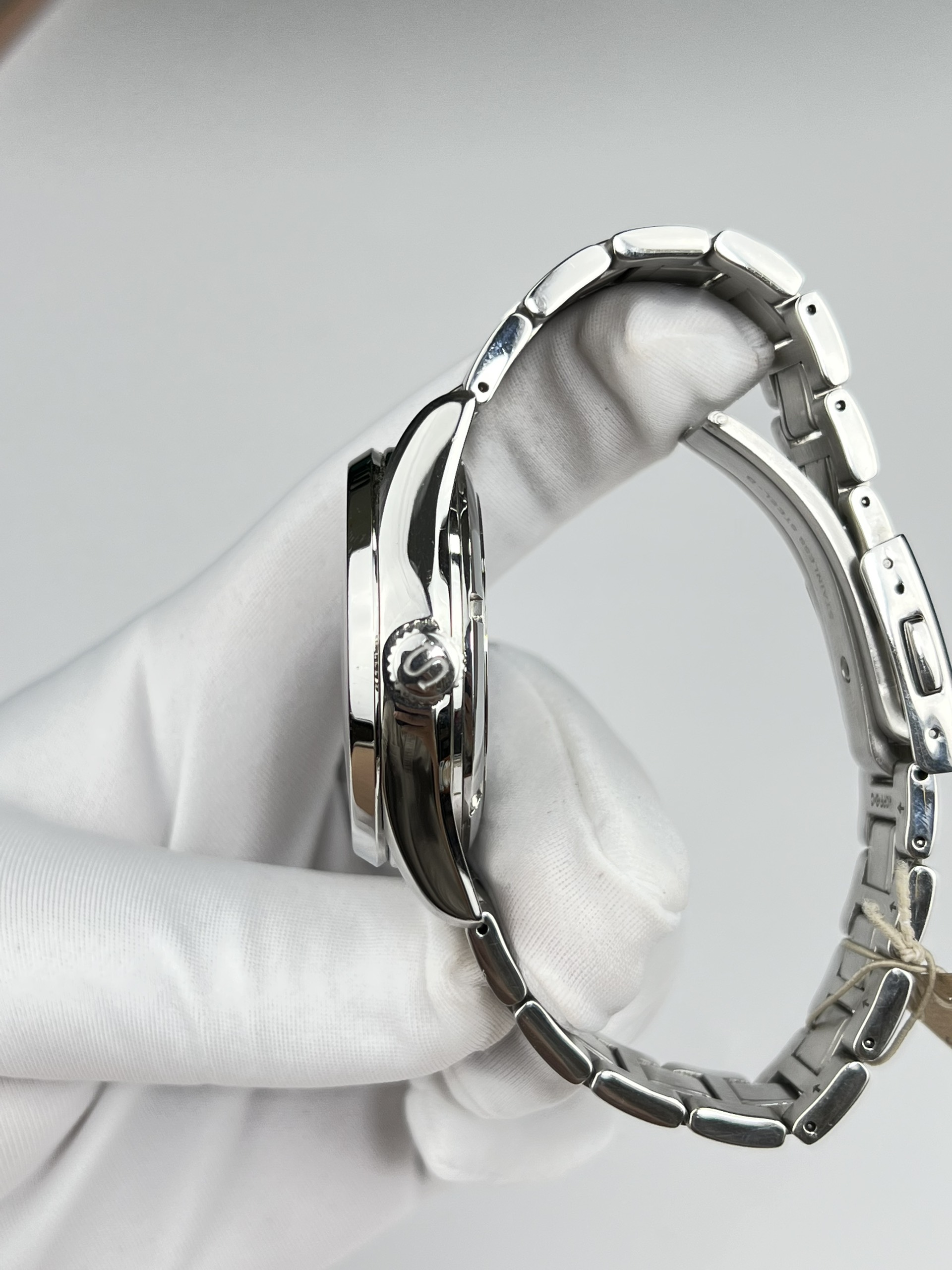 2-dfda2a96-c67d-4825-a7fb-46872975381d