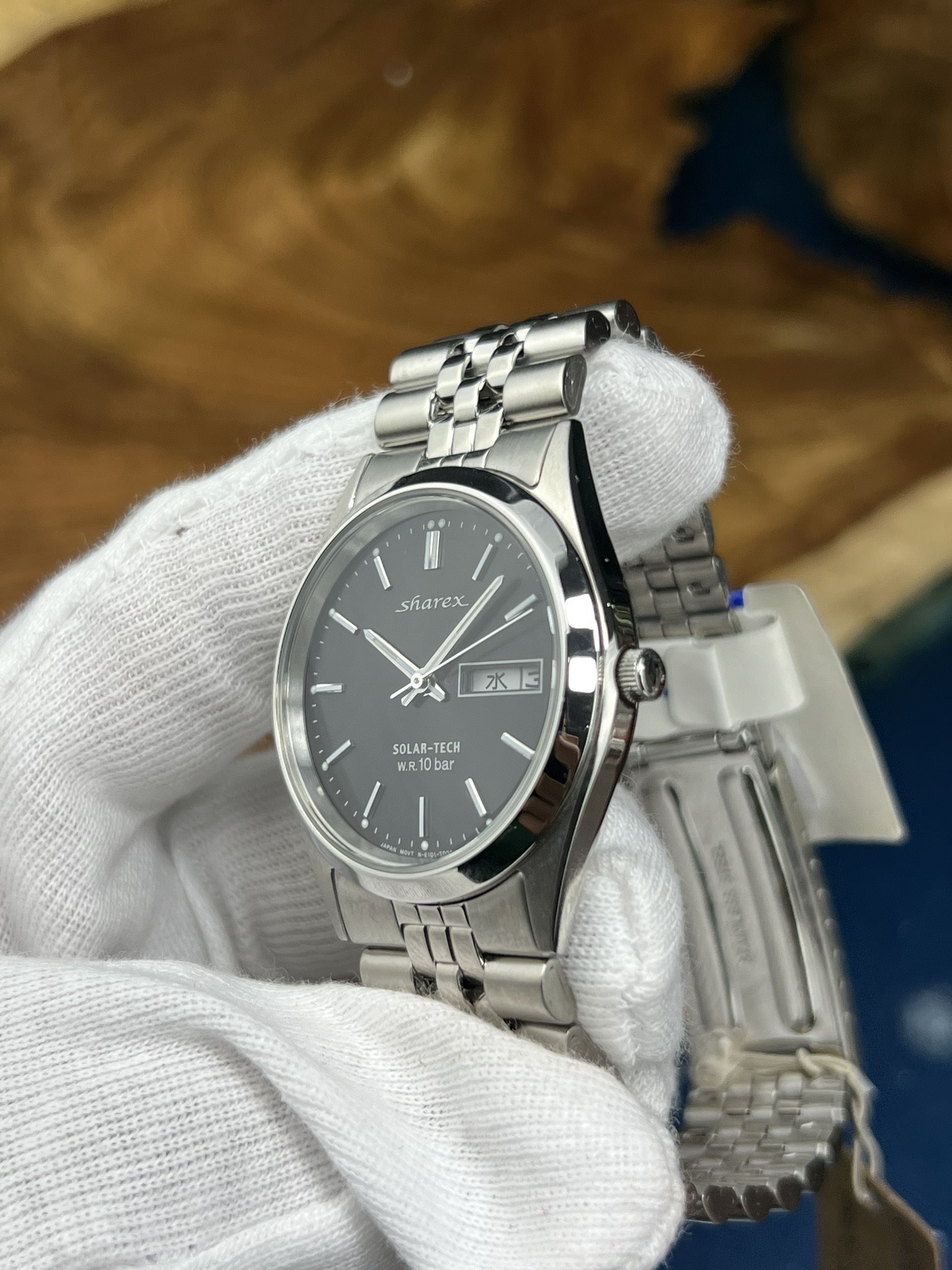 2-e323c593-8931-437d-b384-a86588a9e60d