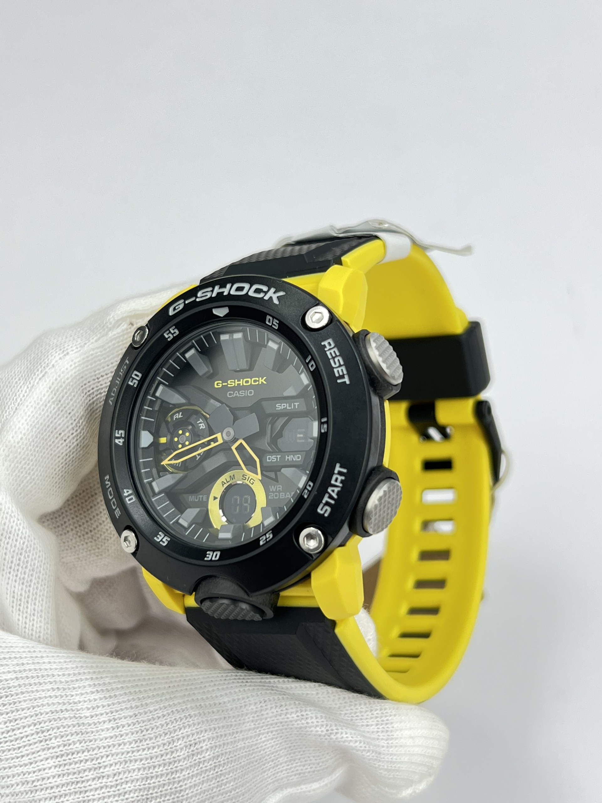 2-e6be99f4-8206-4131-95df-835d08eb795e