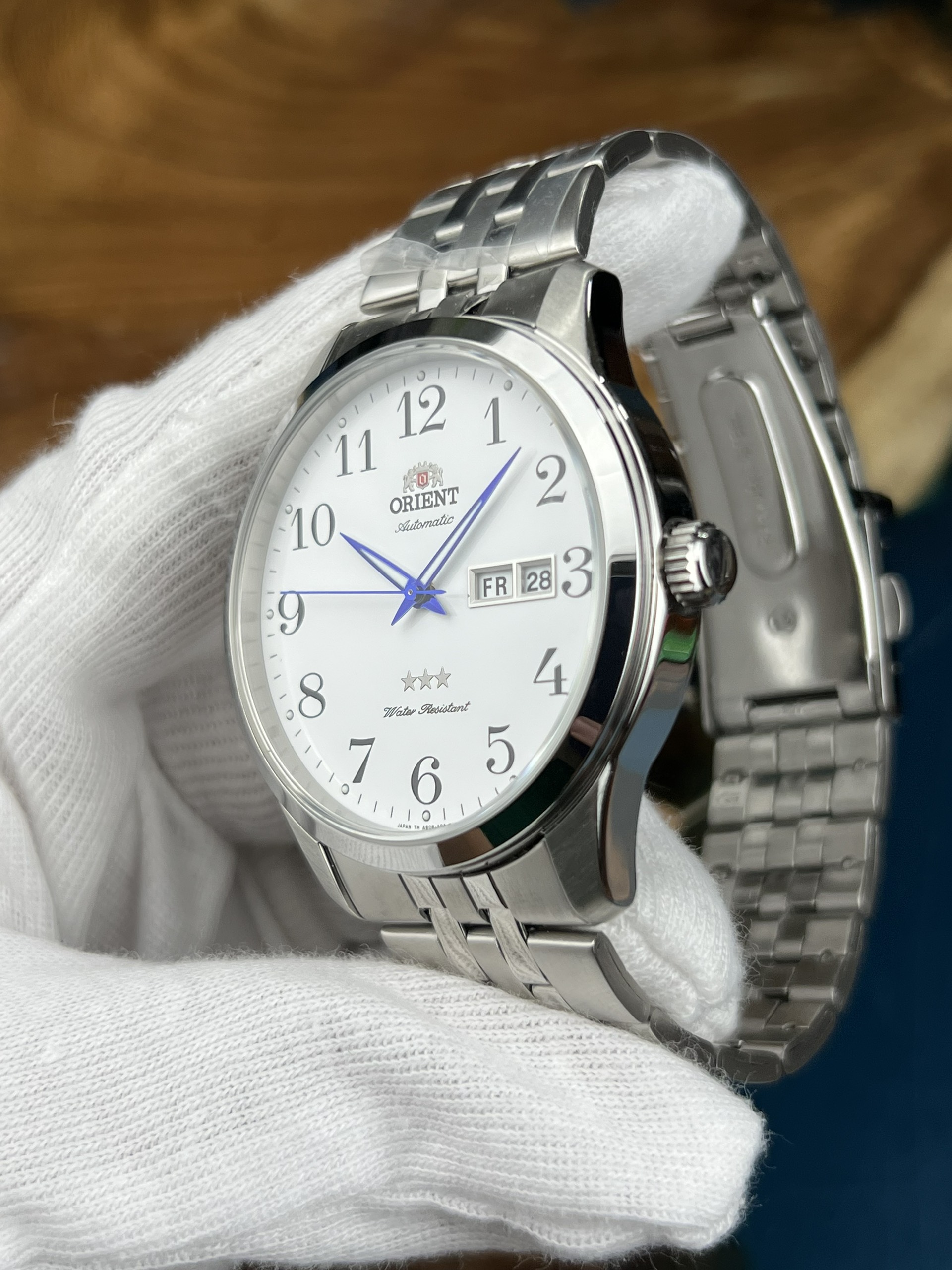 2-f61c5a1a-9844-4a6f-b4b9-3e9a45a6b870