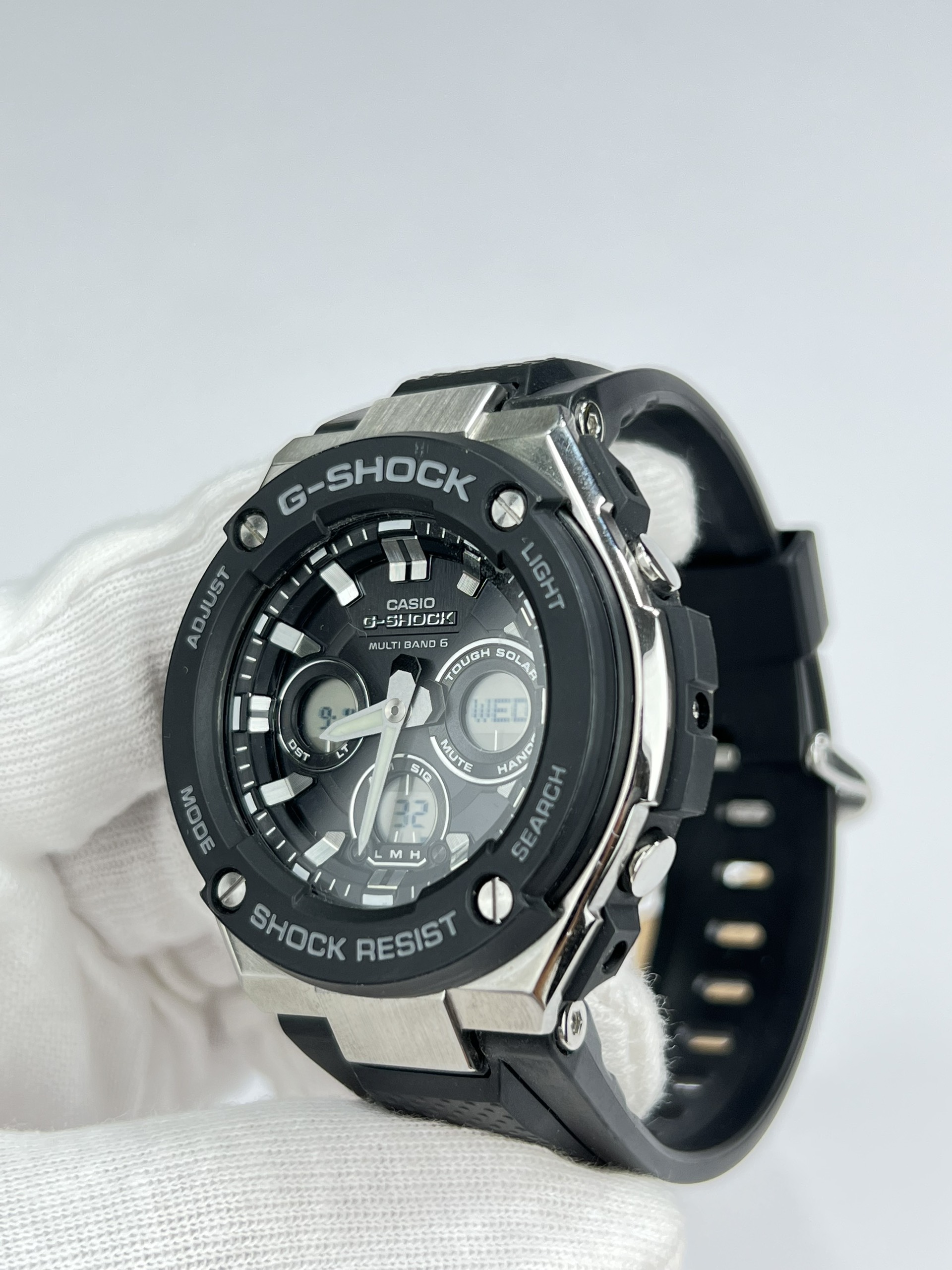 22-093e47fb-e43d-475a-b436-9a127d2e961e