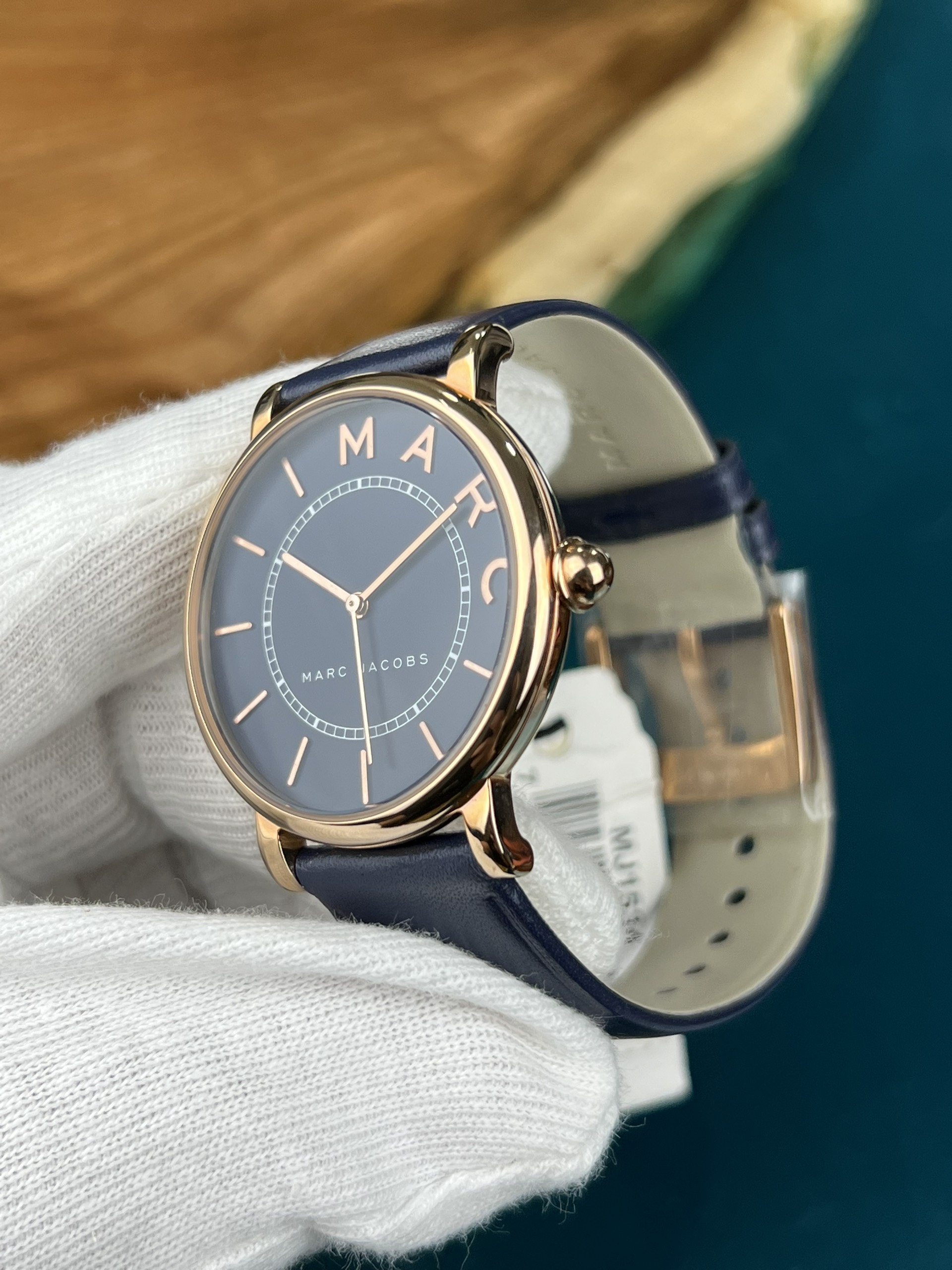 22-3597c283-782c-4917-94c6-a4de55f2a853