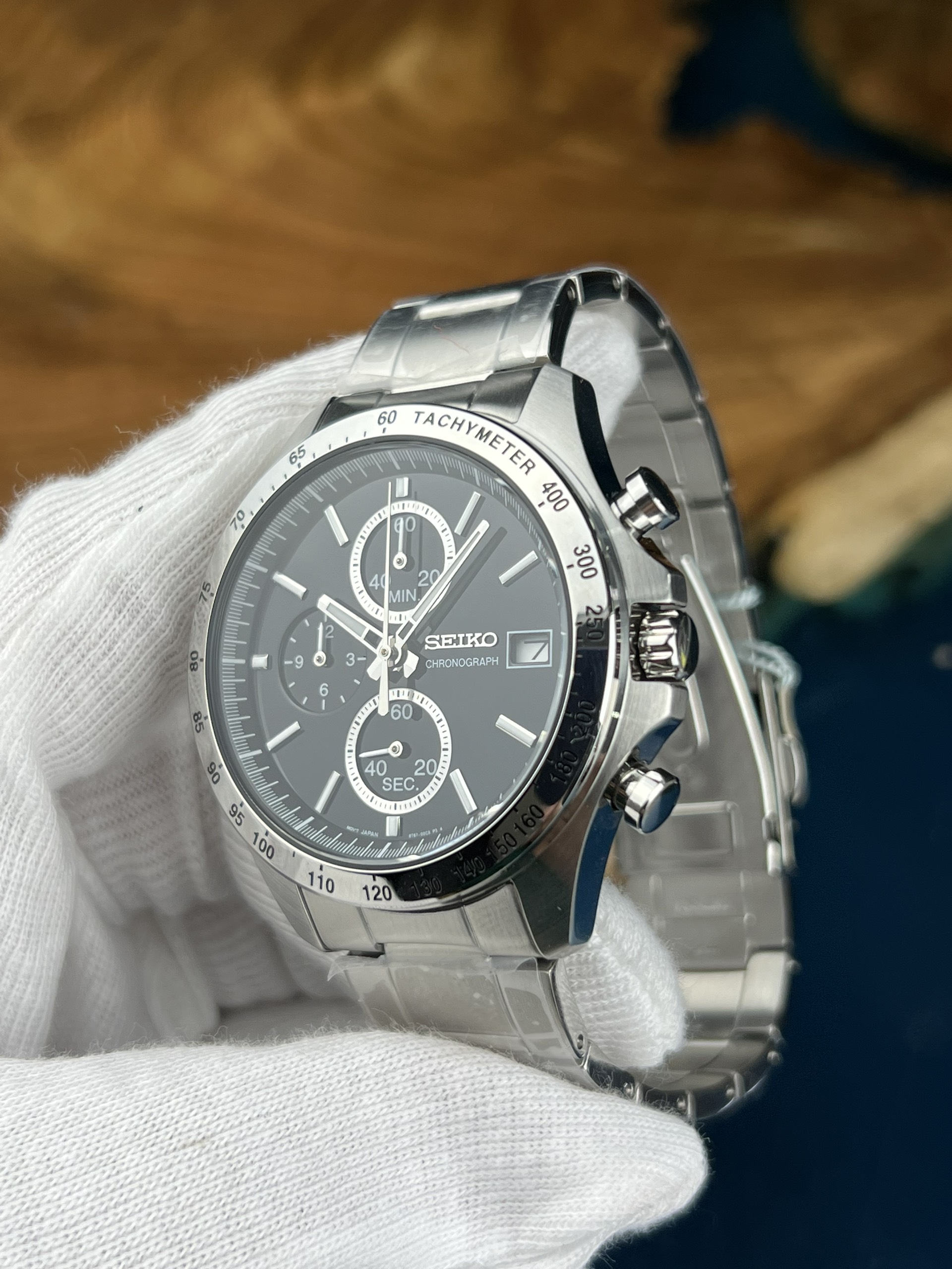 22-62d73677-ead9-4e2f-99cf-137b648ec5cb