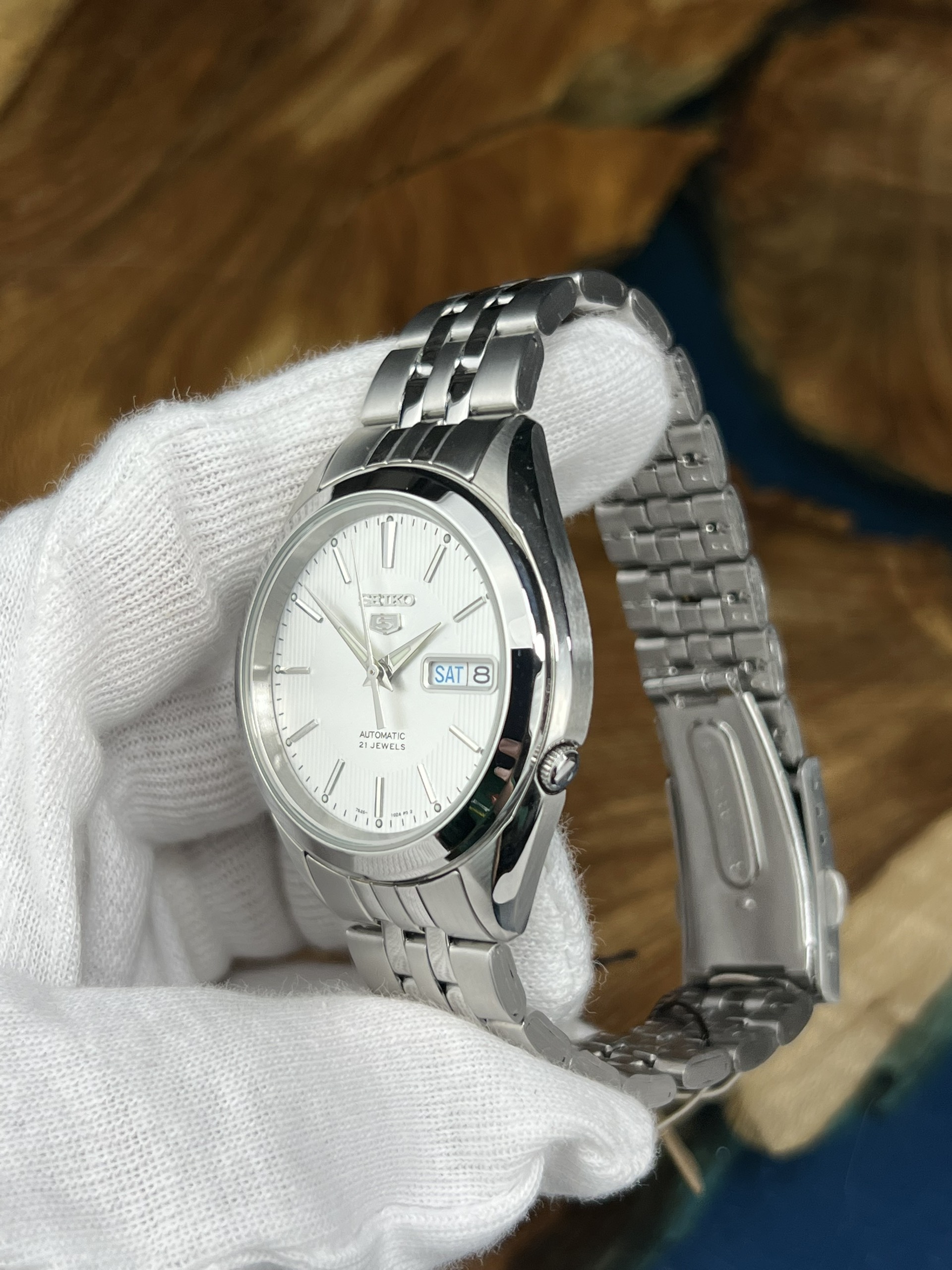 22-7a4d7587-48da-46e5-9cb1-e6b2483b28b8