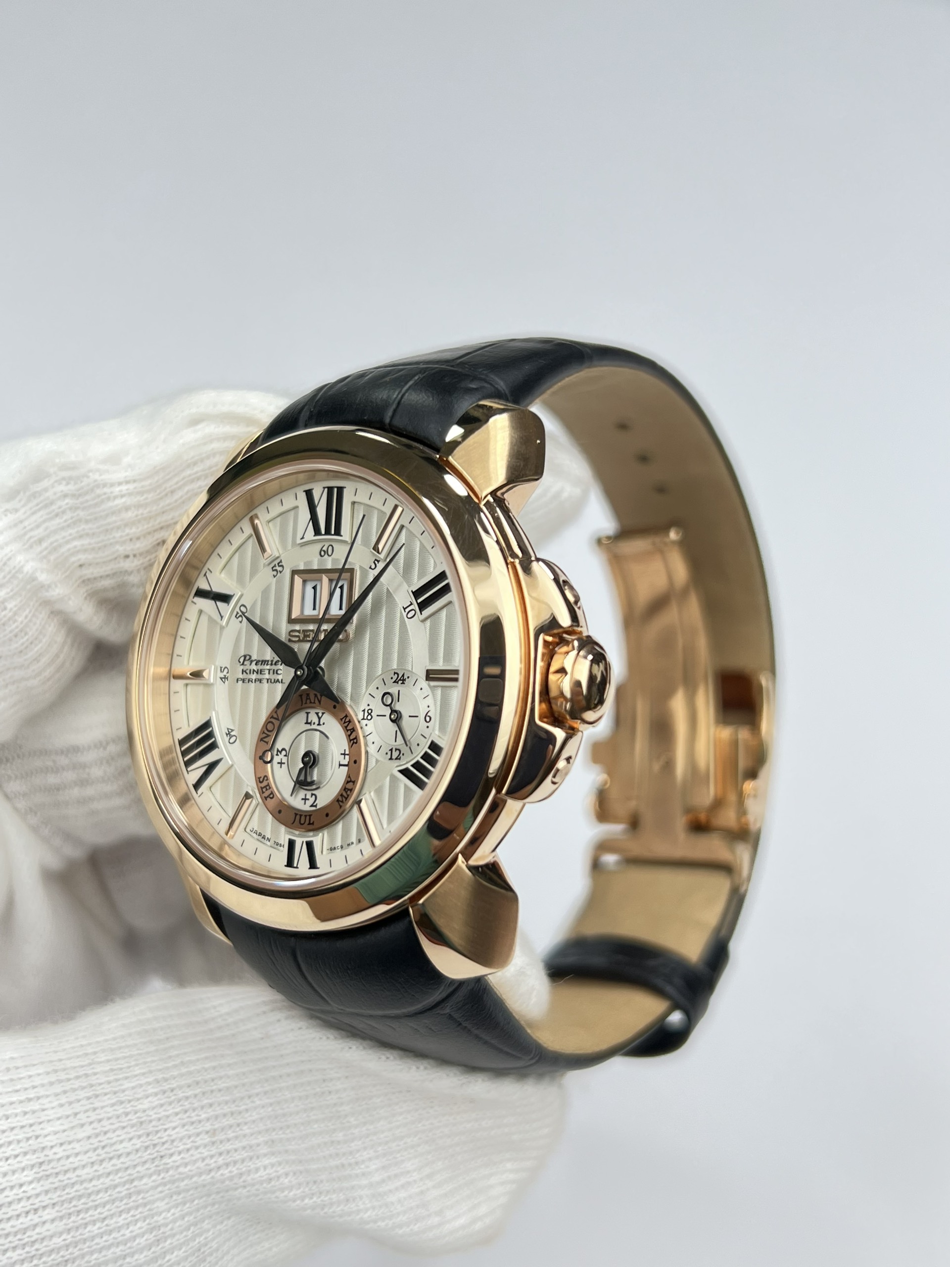 22-88ce9014-3cc7-4ce0-a8b8-b317da09db94