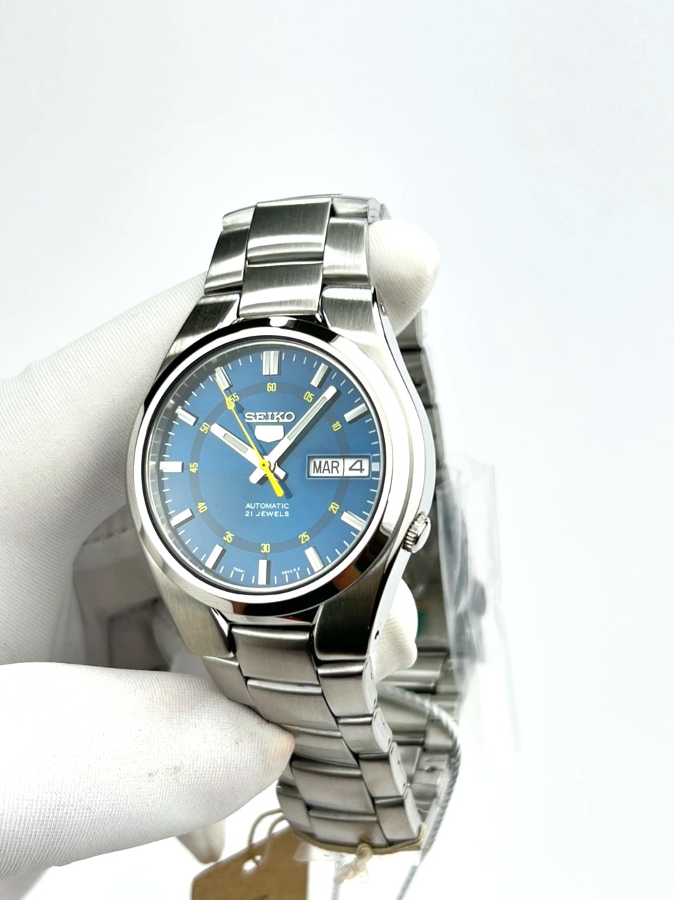 22-9006f1fb-08d1-4356-ab4b-bd8ebcbfea9c-22afcb94-5a98-4779-910e-882806c2767a-c6ff4466-2983-4bda-a4d3-bf444098b051