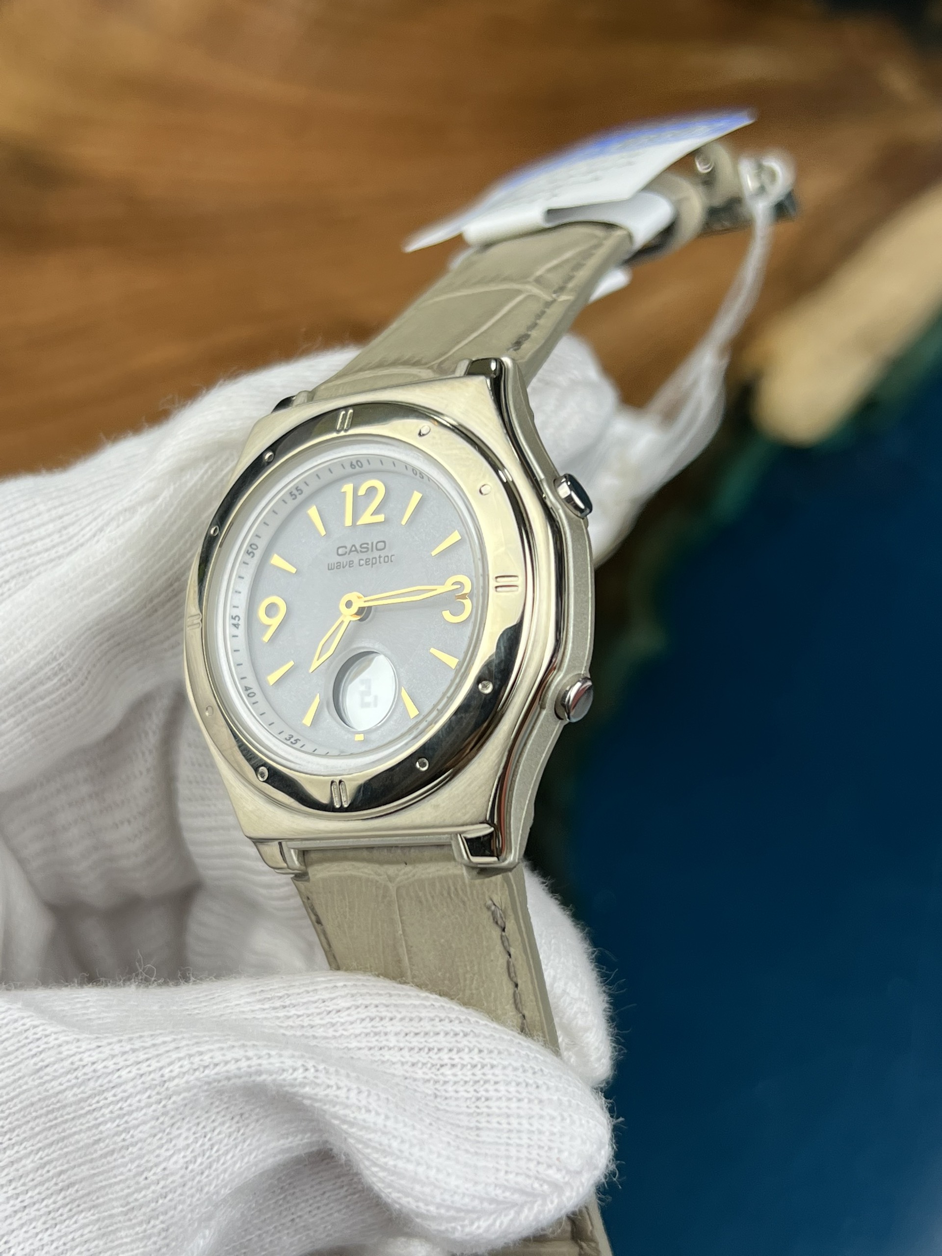 22-f59b0ac3-c57c-4715-b4e8-8da8b2cfb416