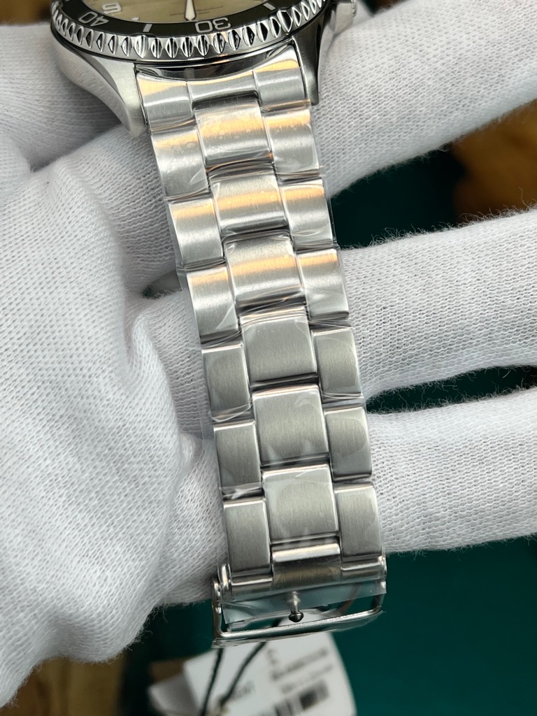 2dd1a046-7ffd-4a6e-be59-fd9de705f880