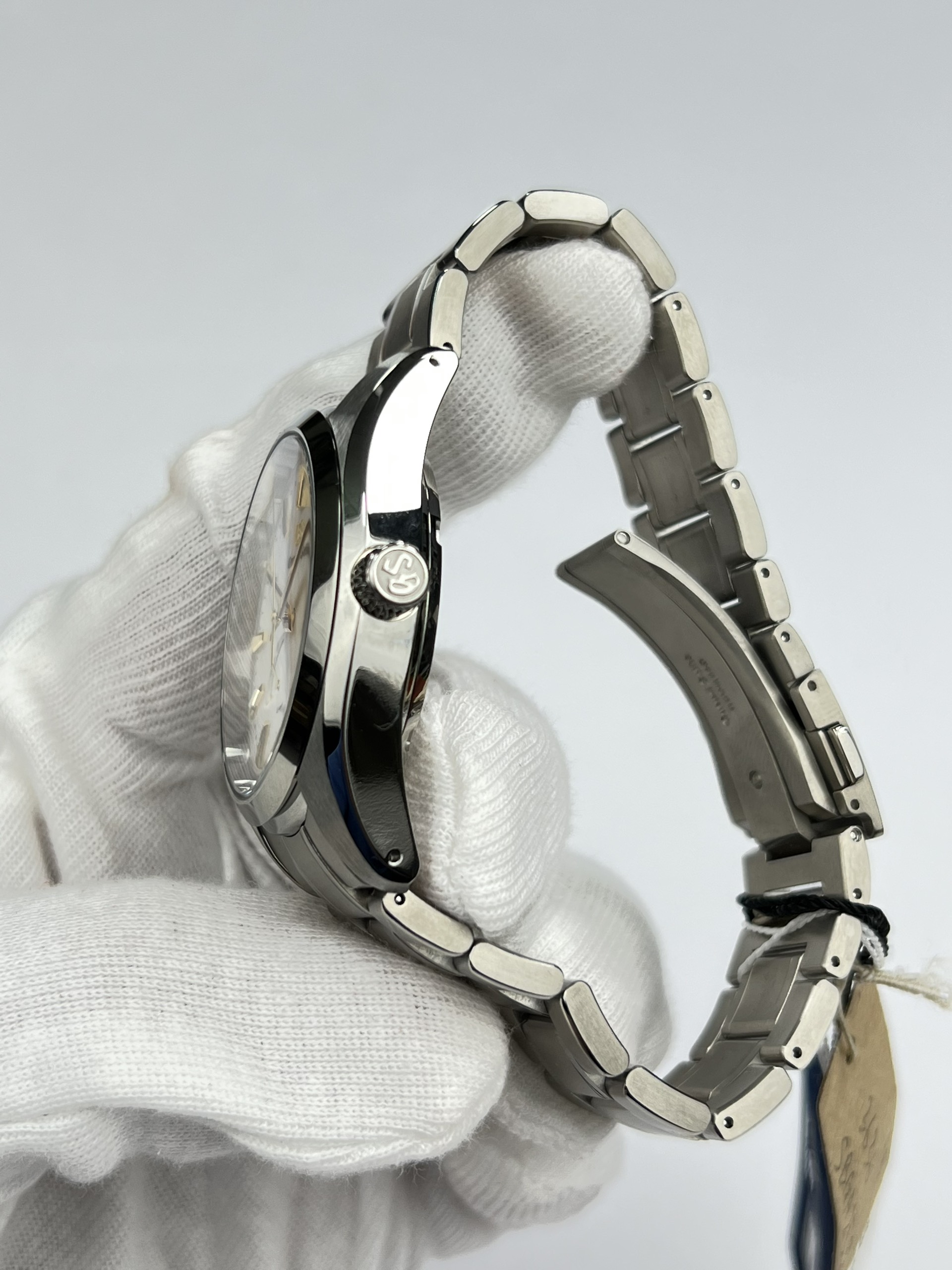 3-06eb79b8-44d4-446d-a533-09c811248ce5-706ec5cc-dc04-42eb-bf4d-bb7353e77c0d