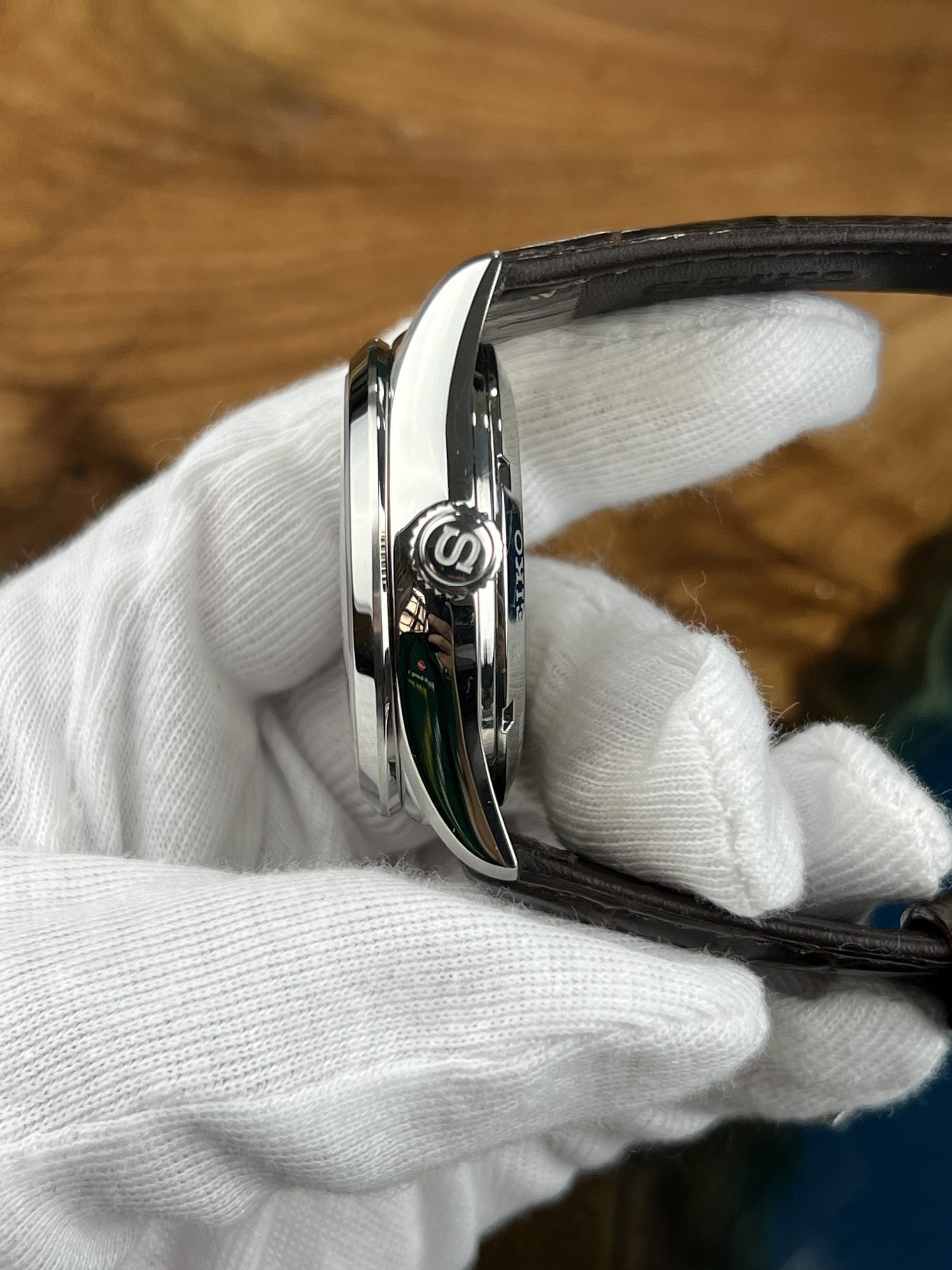 3-238a2885-51b6-4a0e-9a62-50634e242771