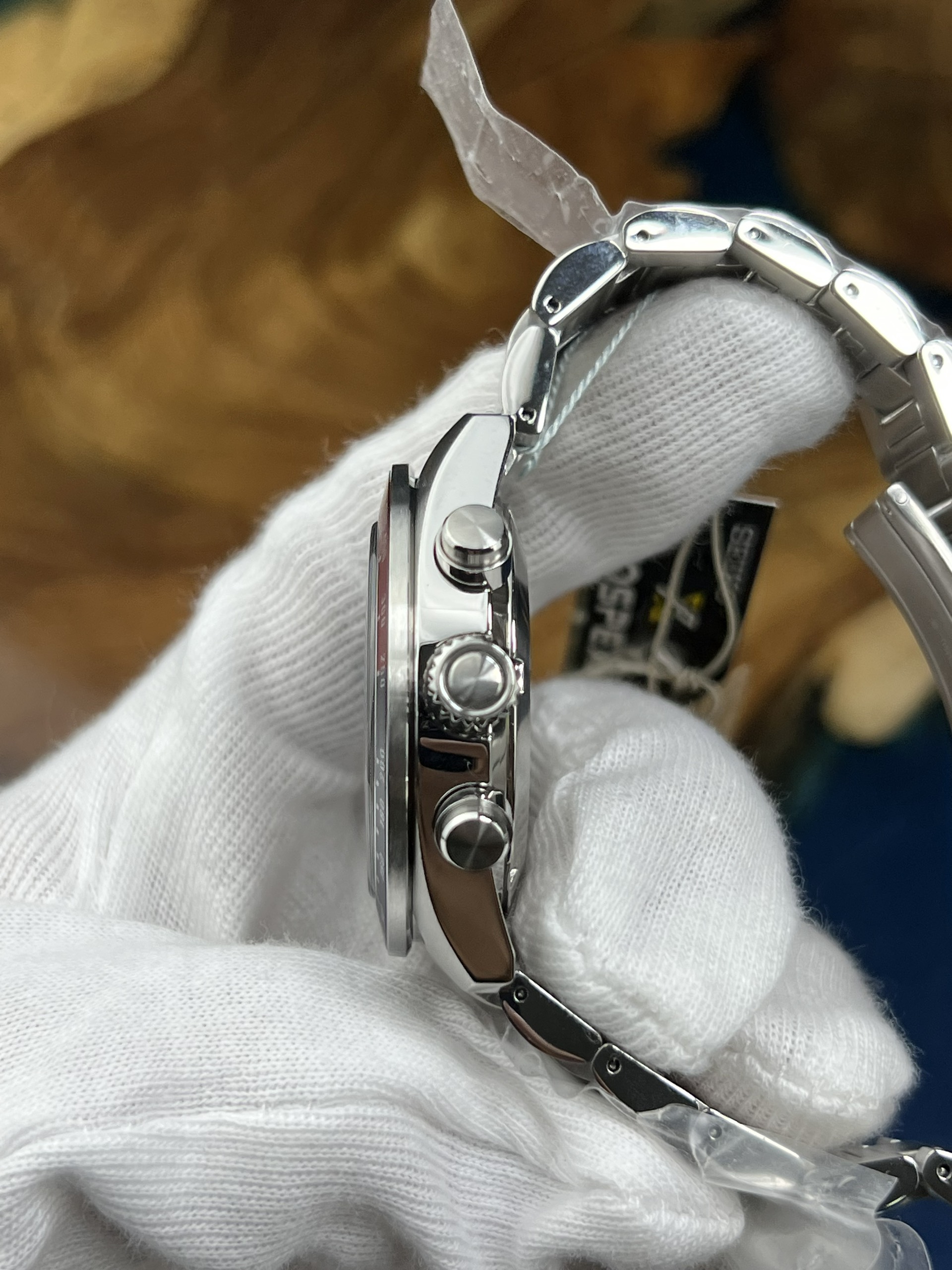 3-295276bb-f142-4285-99c1-63e345517302