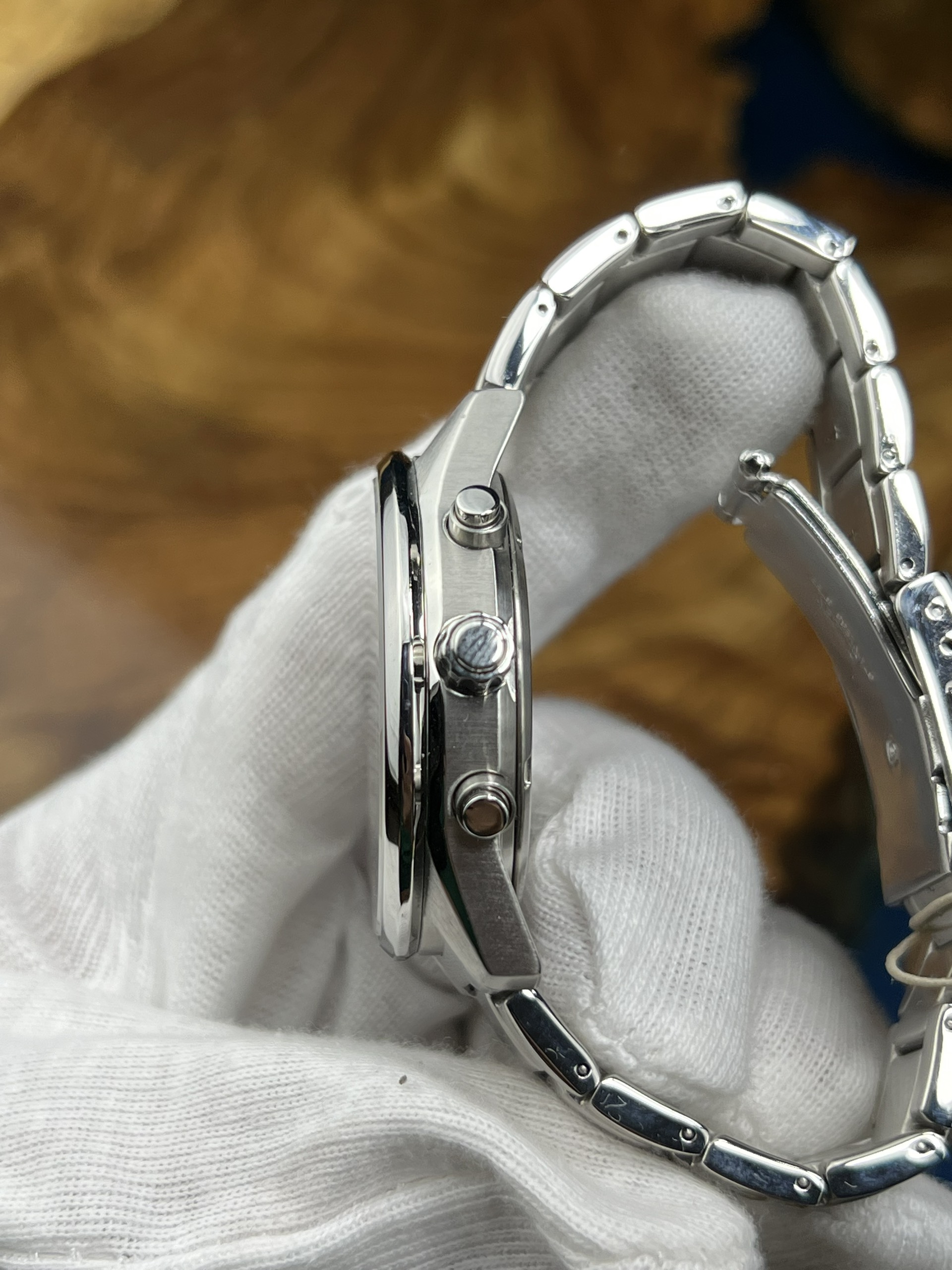 3-32496c12-e9cf-47c7-91c6-23365ff6aa79