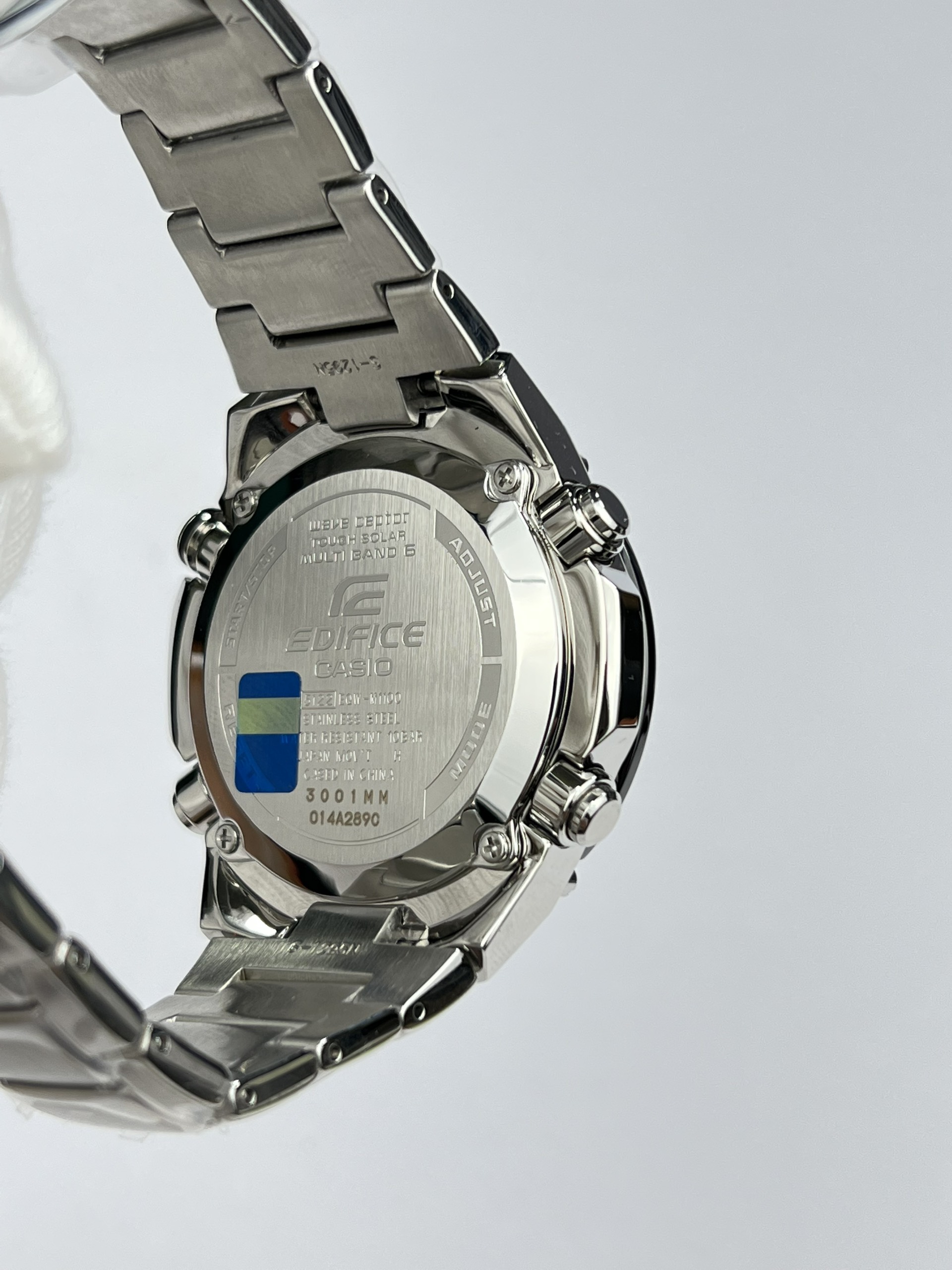 3-398d7cdc-61b2-4bc5-814e-fc6a9ddf44ab