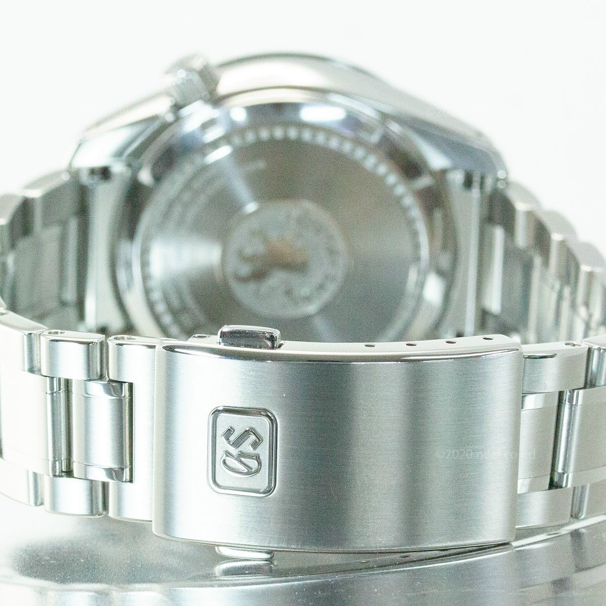 3-408e4174-12f7-4308-a792-e4c23d5256c3