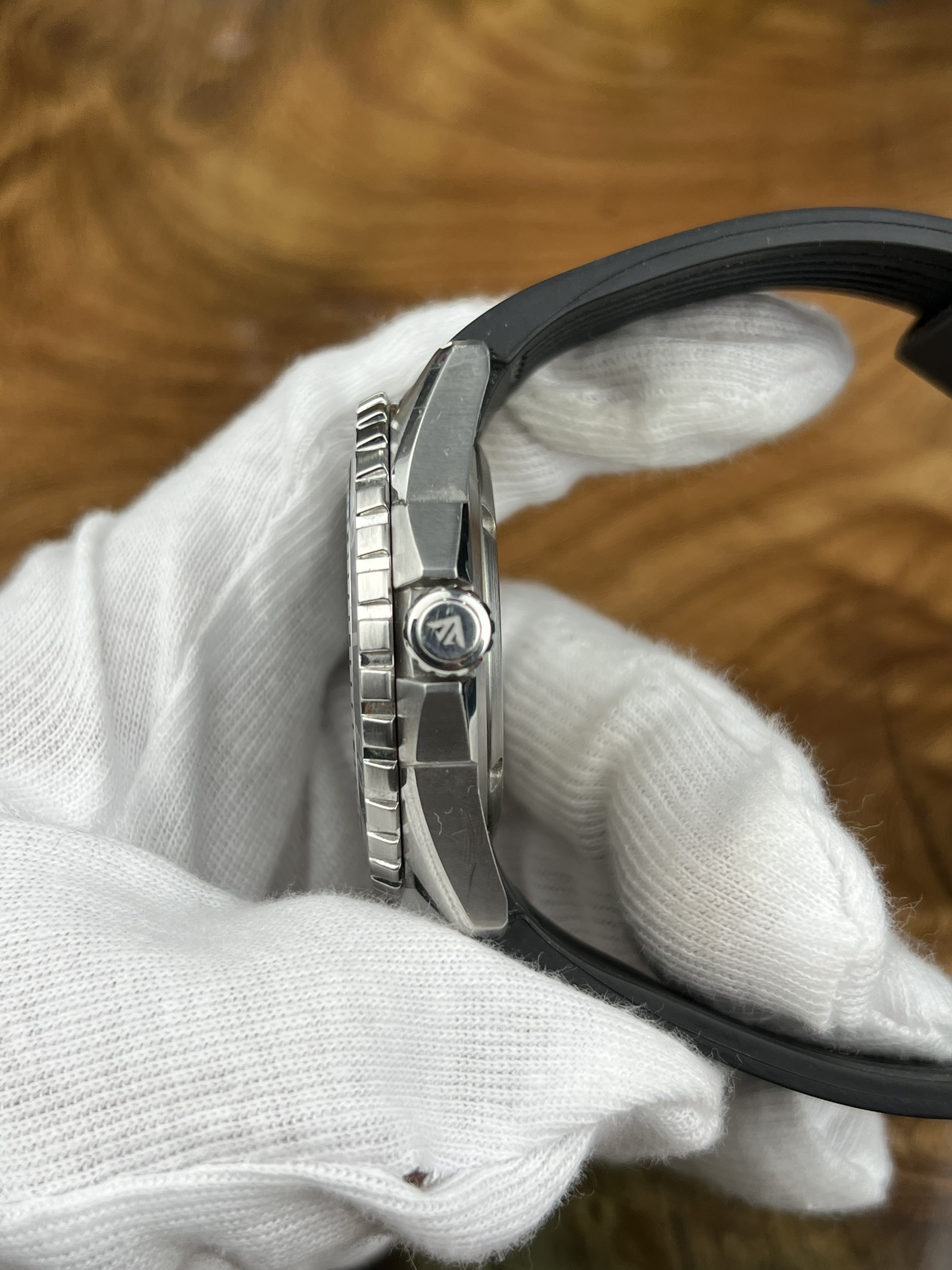 3-4da34f46-aa59-4558-9ed9-508301bd5b88