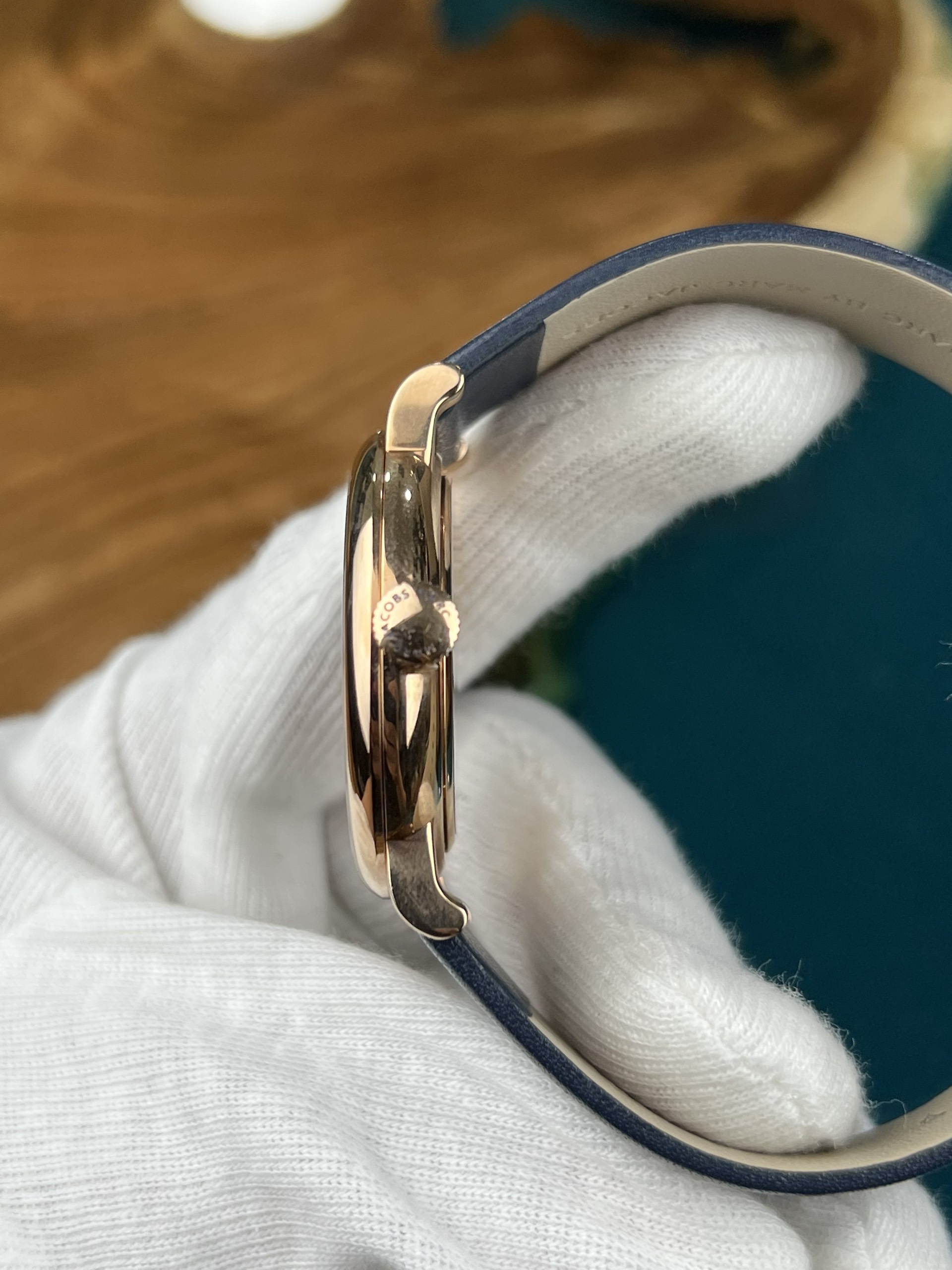 3-6d5506cc-f9b9-42c7-b83e-f143becd9a8f