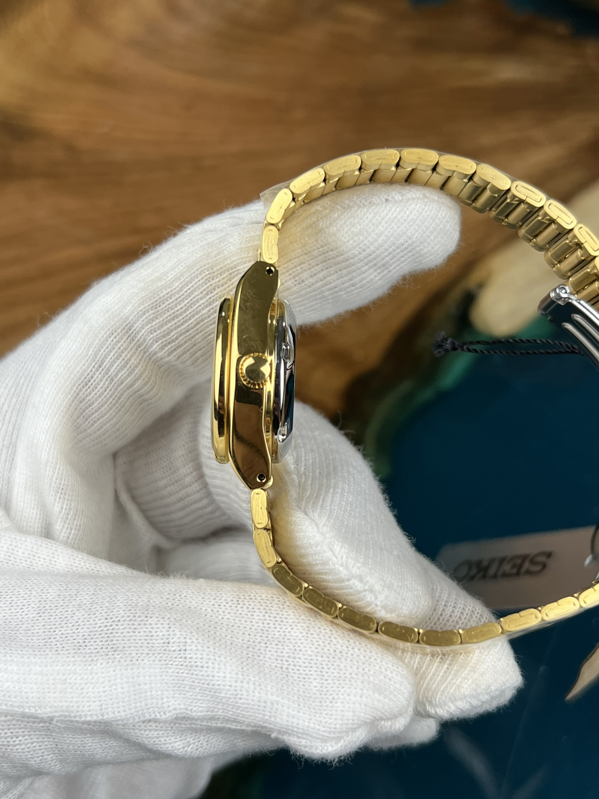 3-8f25e587-f07c-4c23-8589-fc98c44e8caf