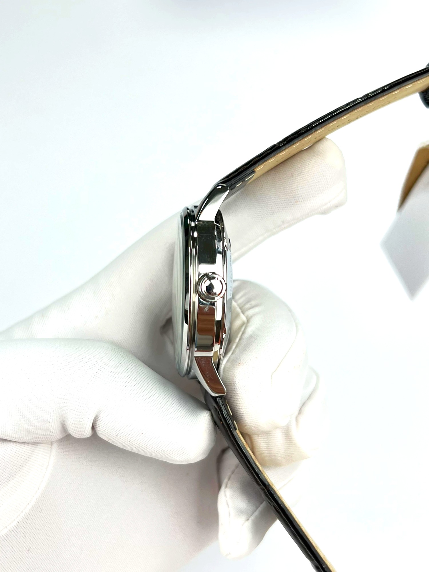 3-a86e3cb1-a5db-4133-8317-c8219f020284-fecf1859-f617-4087-9998-919e17e733bf