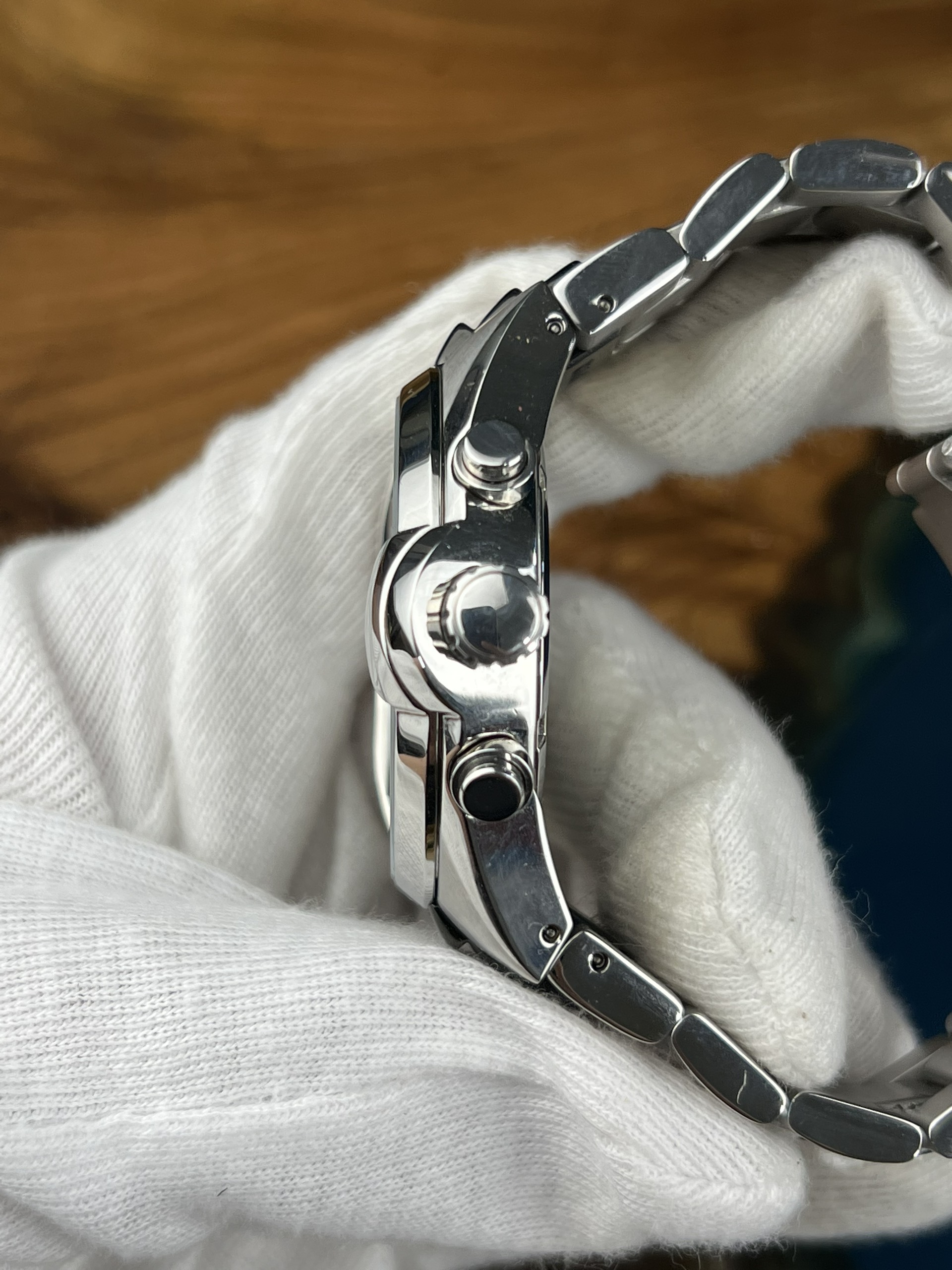 3-a90f86c1-910d-41cc-b500-0a24080b1c5a-f349f8e6-611a-42c6-8dd1-a605ea4c55e9