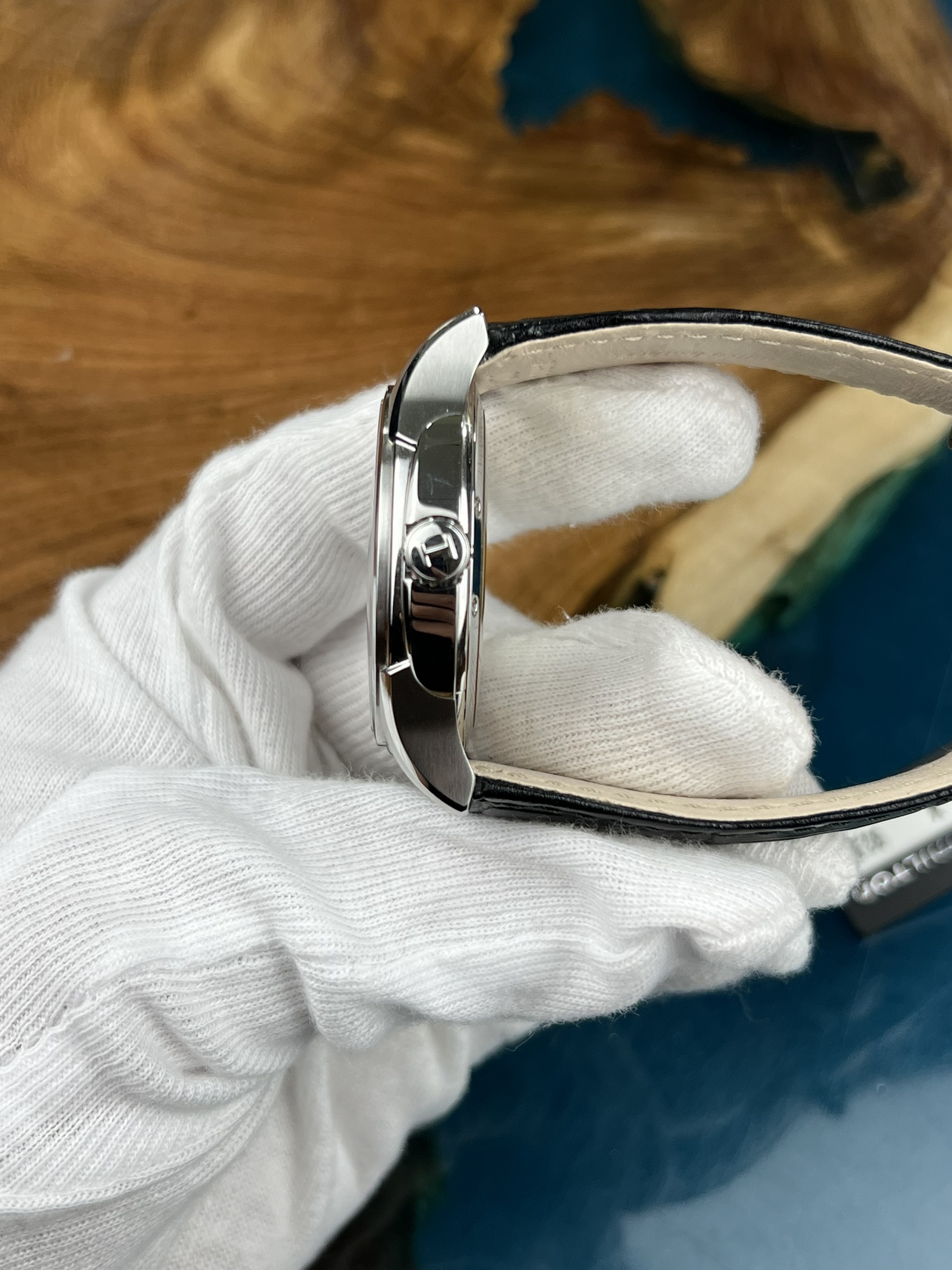 3-ad823f33-bd9f-44e5-b3ba-e9b1e3dd8425-33572364-68ee-4bbb-a9b0-5a6efe22a6fd