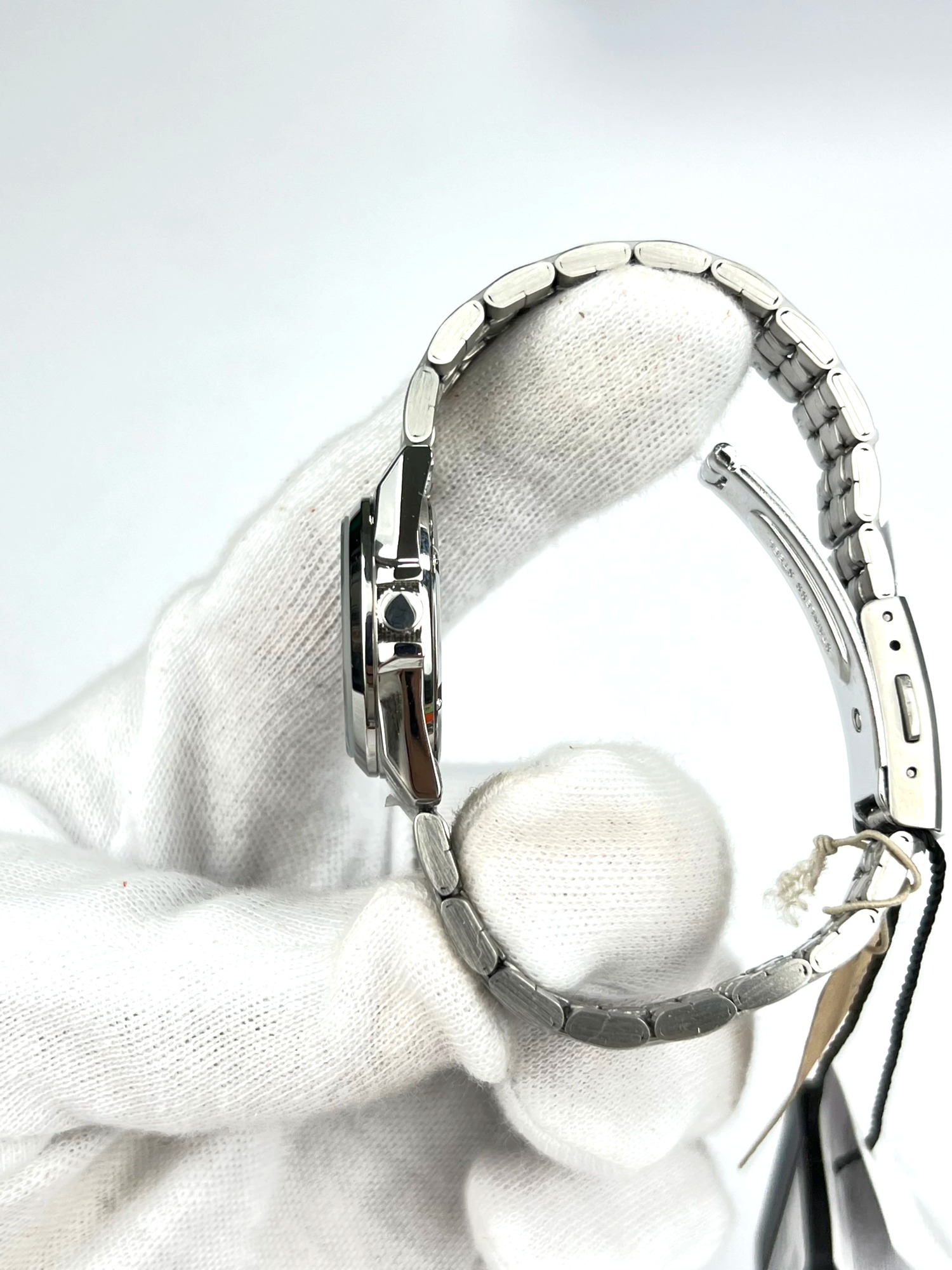 3-cdedfd6b-e656-44d7-b33d-4023d545cac1-0fb9f93f-3929-4072-8503-ce50ce42ac1d-d882be57-41e9-4c2a-8609-e76ee310ff3f