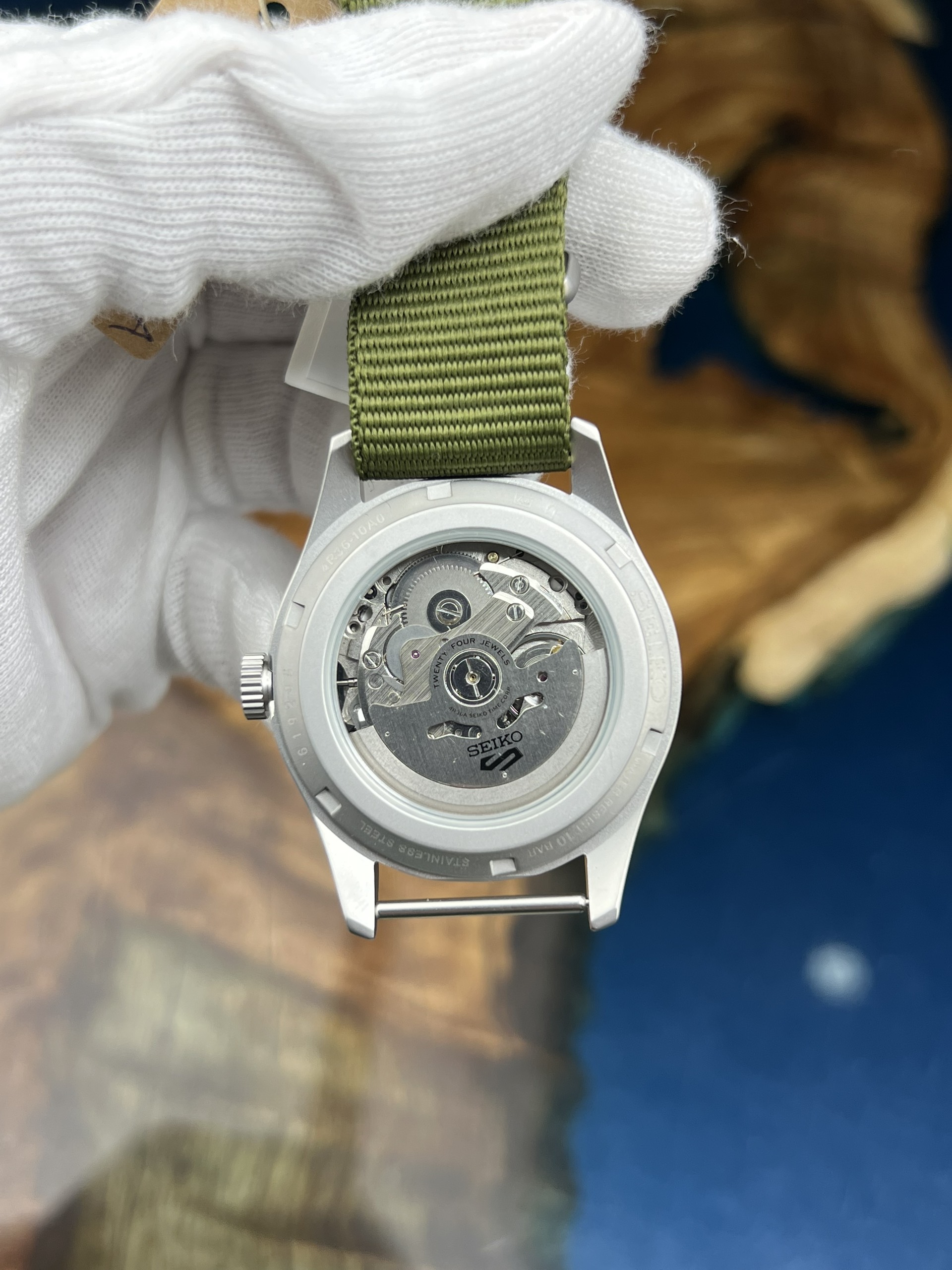 3-ec17cfa2-ebcd-4486-a576-cb3e51e30a2e