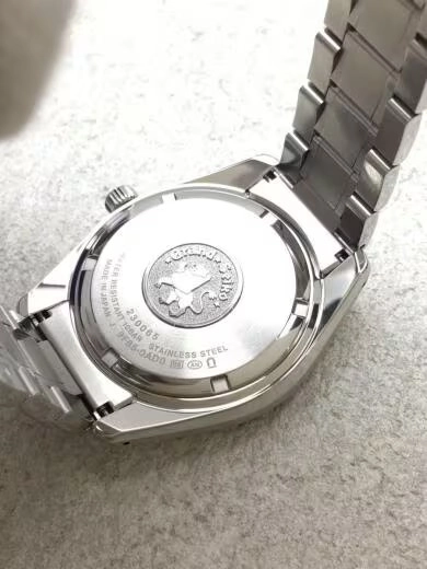 3-mn-11zon-223c65a1-a58b-47a9-a1ab-67ec7b164109