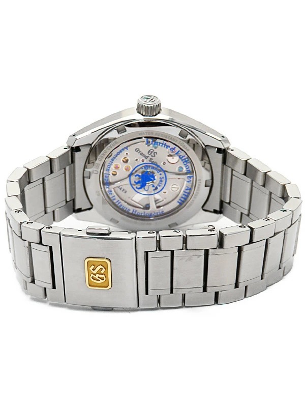 3230258470011-2-11zon