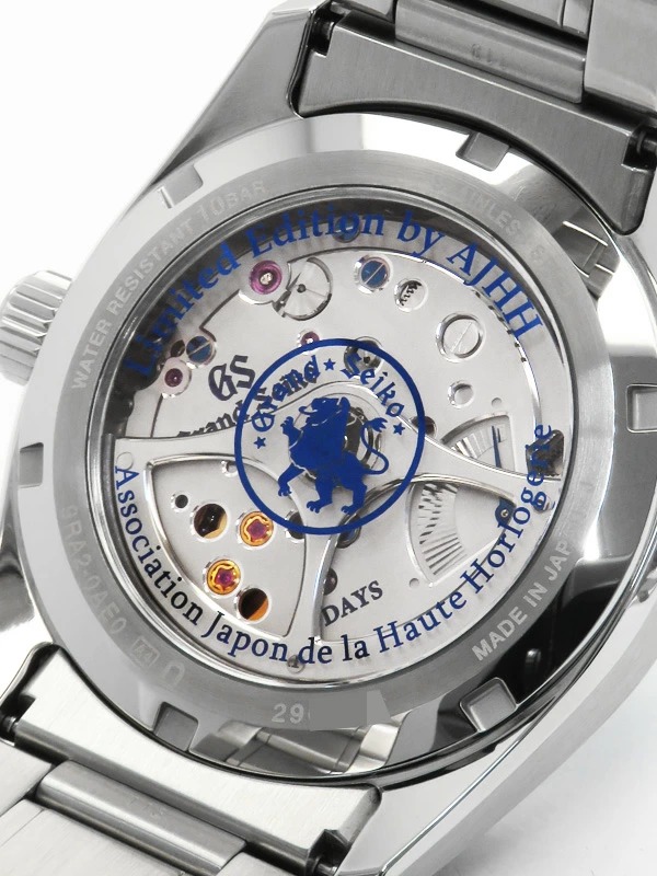 3230258470011-3-11zon